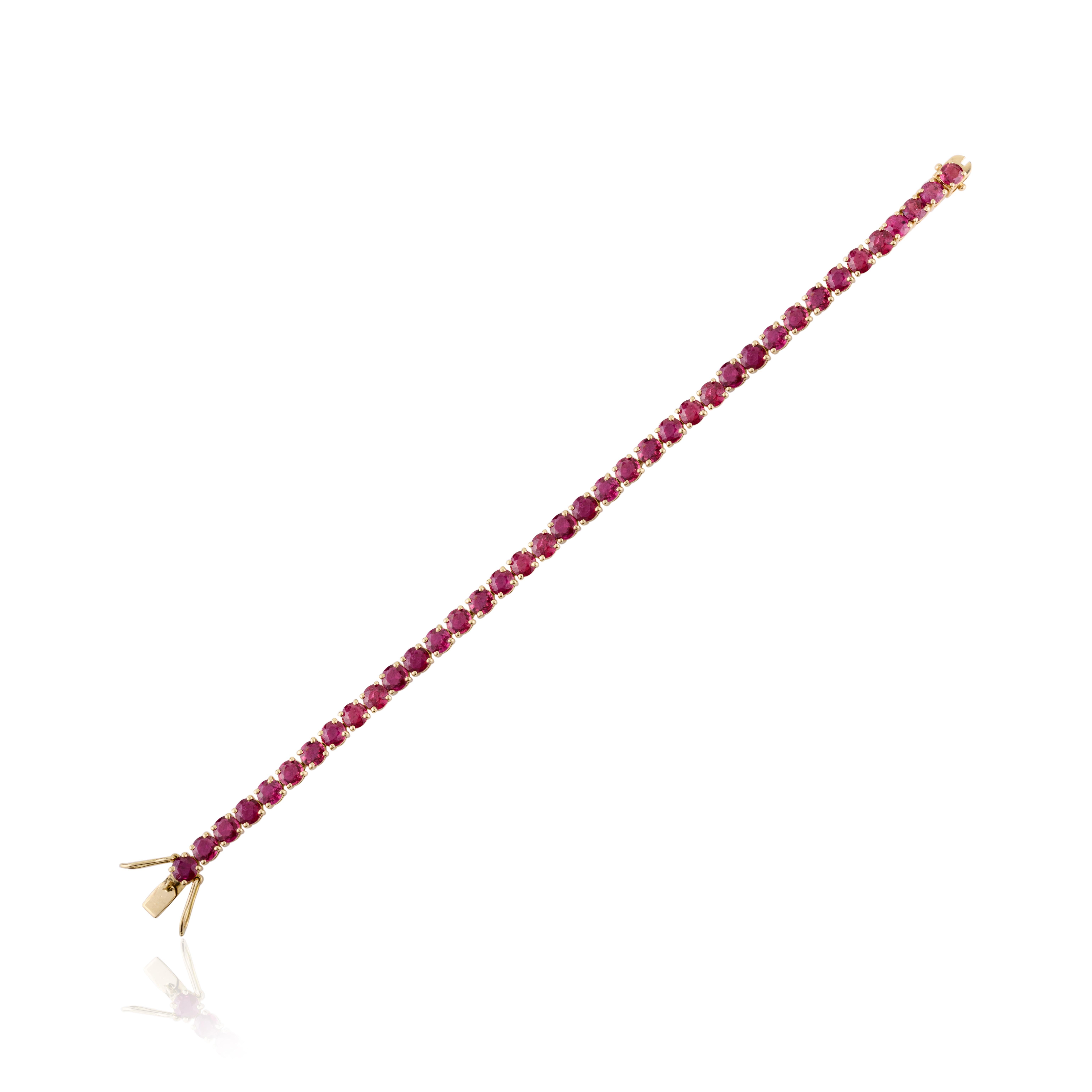 Art Deco 13.03 CTW Natural Round Cut  Ruby Tennis Bracelet in 18k Solid Yellow Gold For Sale