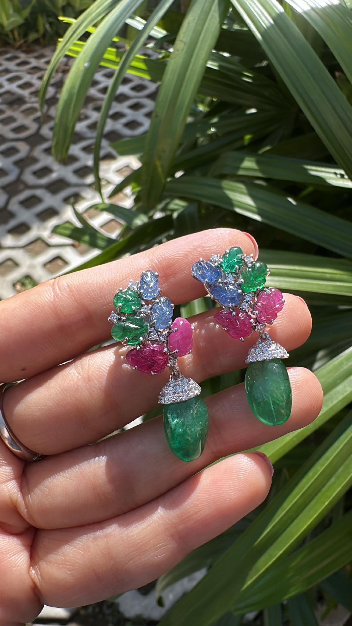 13.04 carats, Emerald Tumbles, carved Emeralds, Rubies, Blue Sapphires Earrings 4