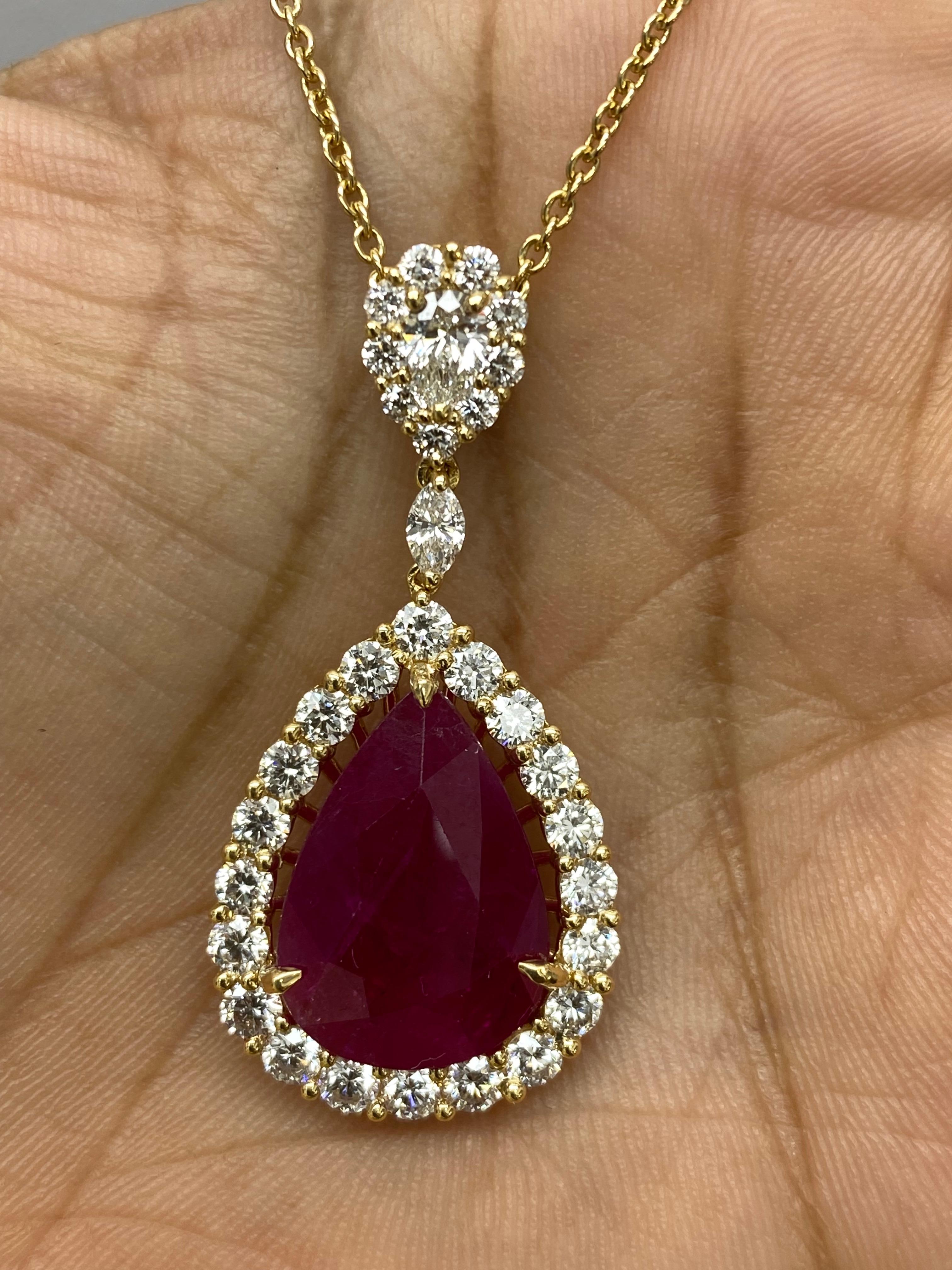Collier poire 13.05 carats Rubis Diamant en or jaune 18K Neuf - En vente à NEW YORK, NY