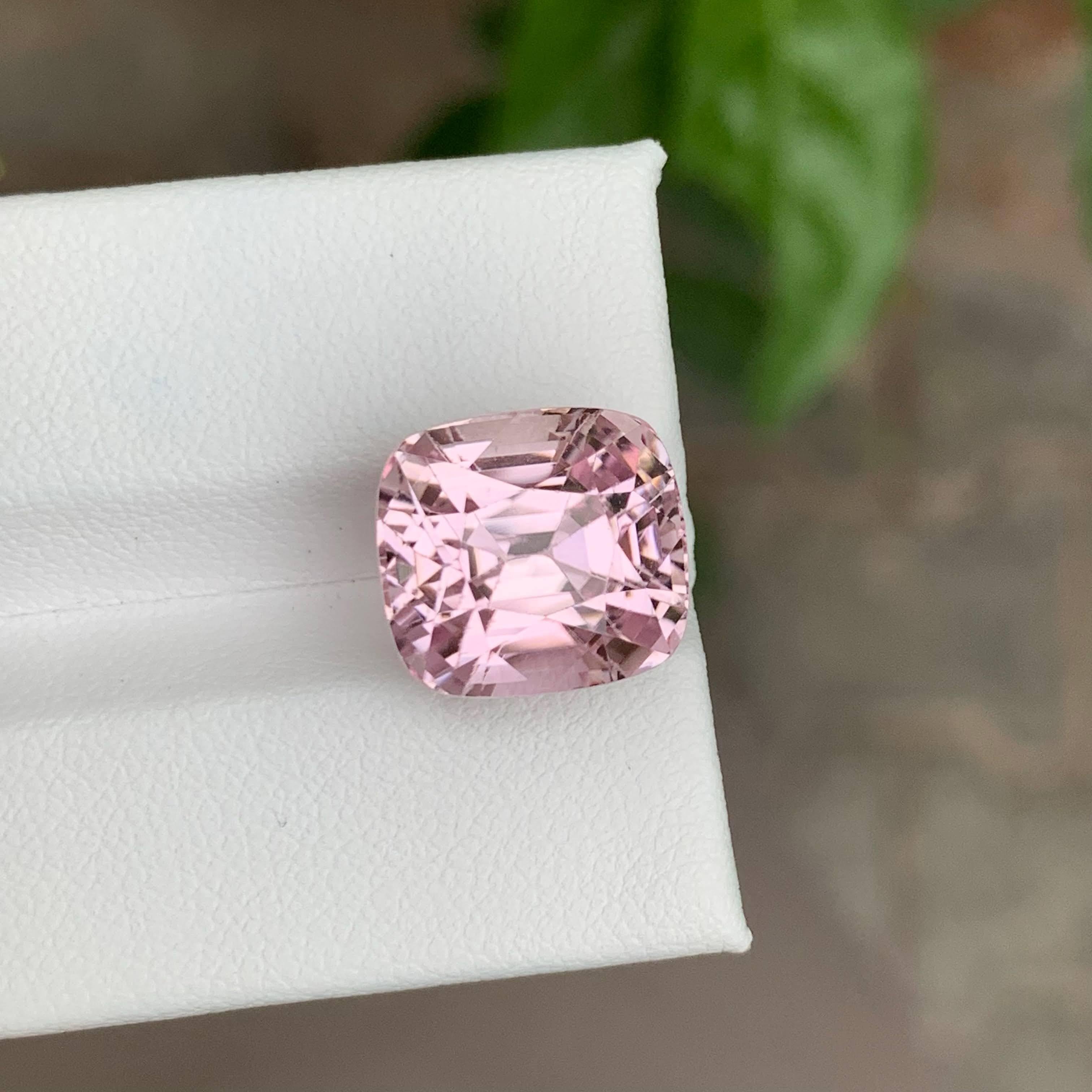 13.05 carats Pink Kunzite Stone Cushion Cut Natural Afghan Gemstone in vendita 1