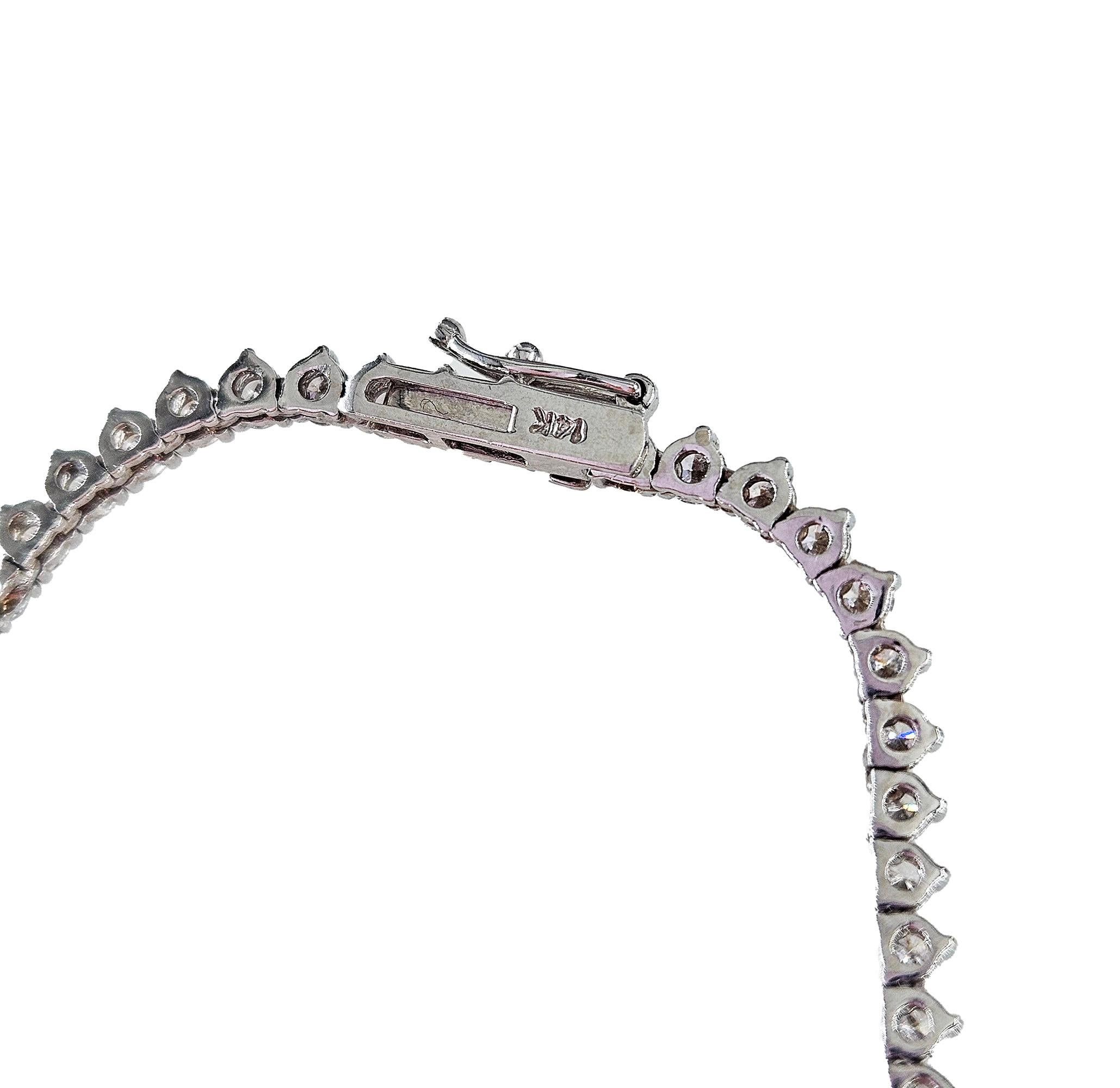 Women's 13.0ct Estate Graduated Round Diamond Riviera Tennis 14k White Gold Necklace For Sale