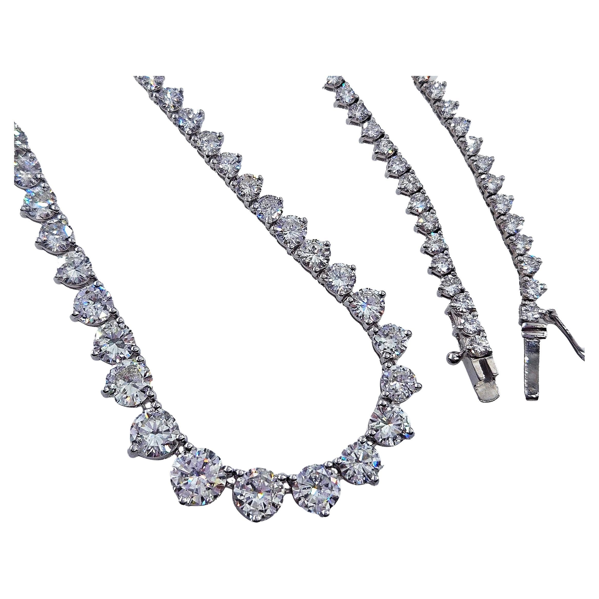 Collana Riviera Tennis in oro bianco 14k con diamanti tondi graduati da 13,0ct Estate