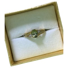 Bague vintage en or bicolore avec tourmaline verte (Verdelite) et diamants 1,30 carat