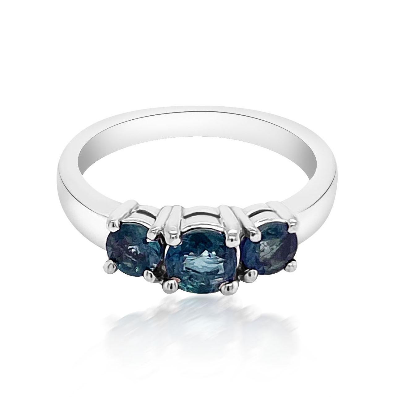 14K WHITE GOLD NATURAL ALEXANDRITE RING:4.01 GRAMS/ALEXANDRITE:1.30CT/#GVR1071 **This gorgeous 1.30ct Natural Alexandrite are gemstones of high wisdom and heart energy. Flanked by gleaming duo Round Cut Natural Alexandrite and crafted in 14K white
