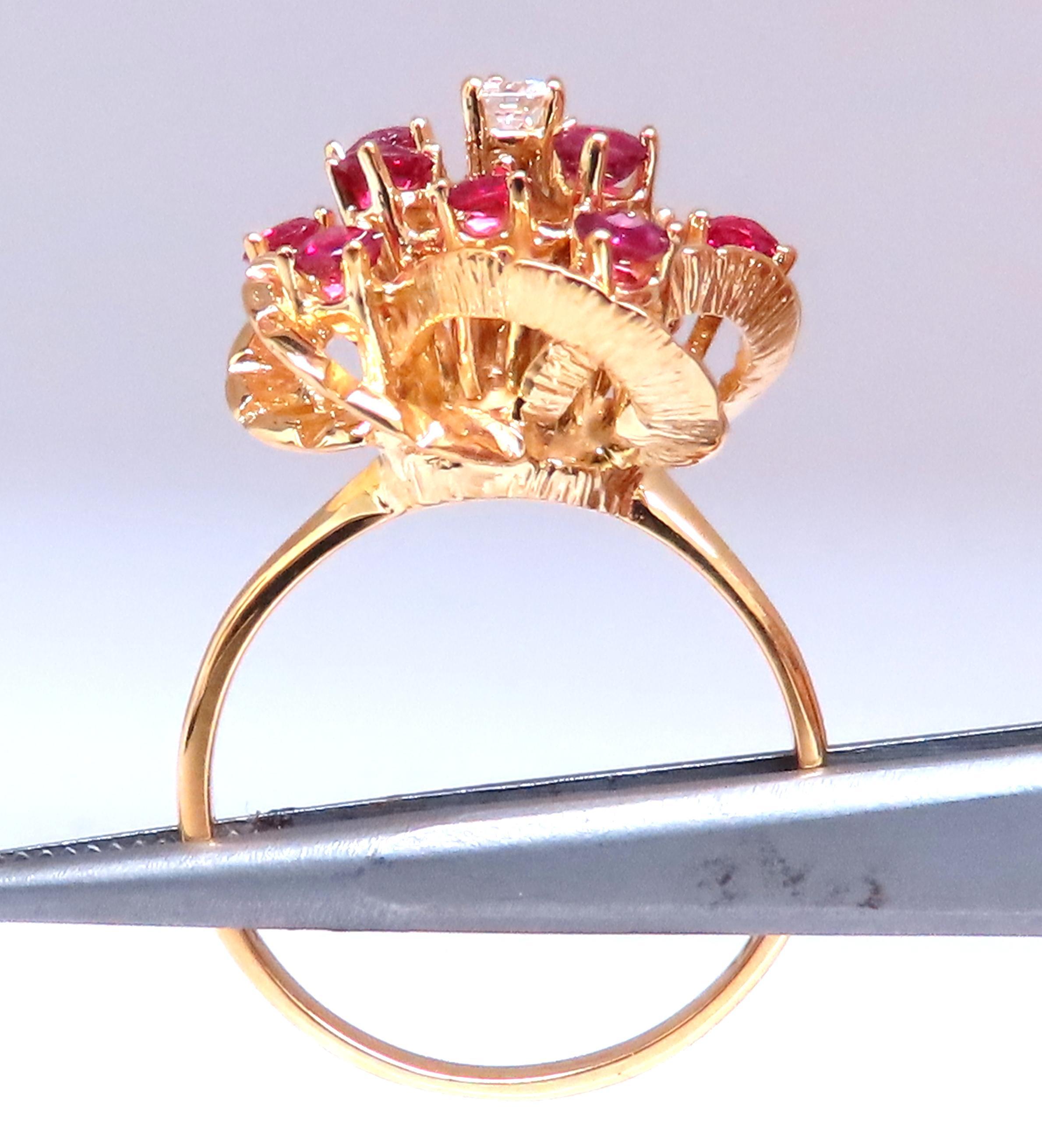 1,30 quilates Rubí Natural Anillo Racimo de Diamantes Vintage Revisit 14kt 12431 Renacimiento en venta