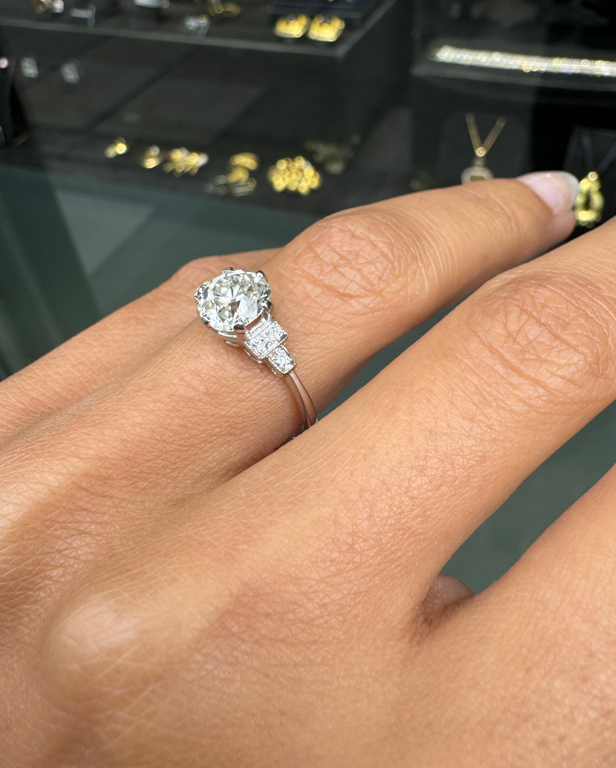 1,30 Karat Diamant im Altminenschliff und Platin Verlobungsring im Zustand „Neu“ im Angebot in London, GB