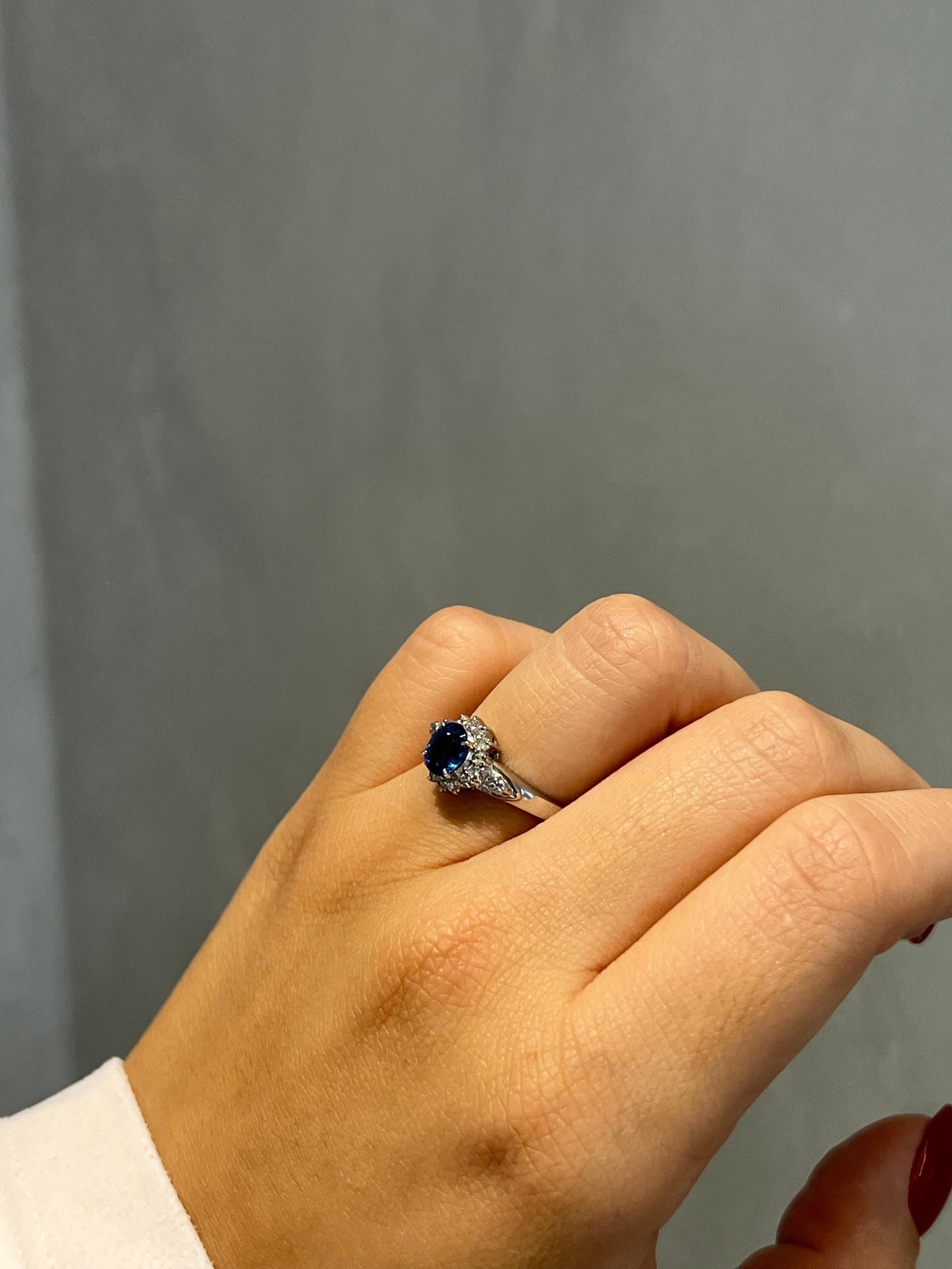 1.30CT Total Weight Blue Sapphire & Diamonds set in PLAT  For Sale 2