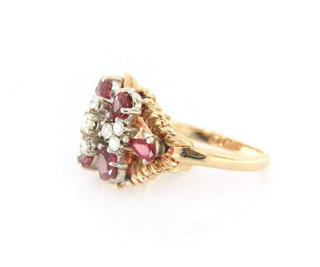 Round Cut 1.30ctw Ruby and 0.37ctw Diamond Ring in 14K Yellow Gold For Sale