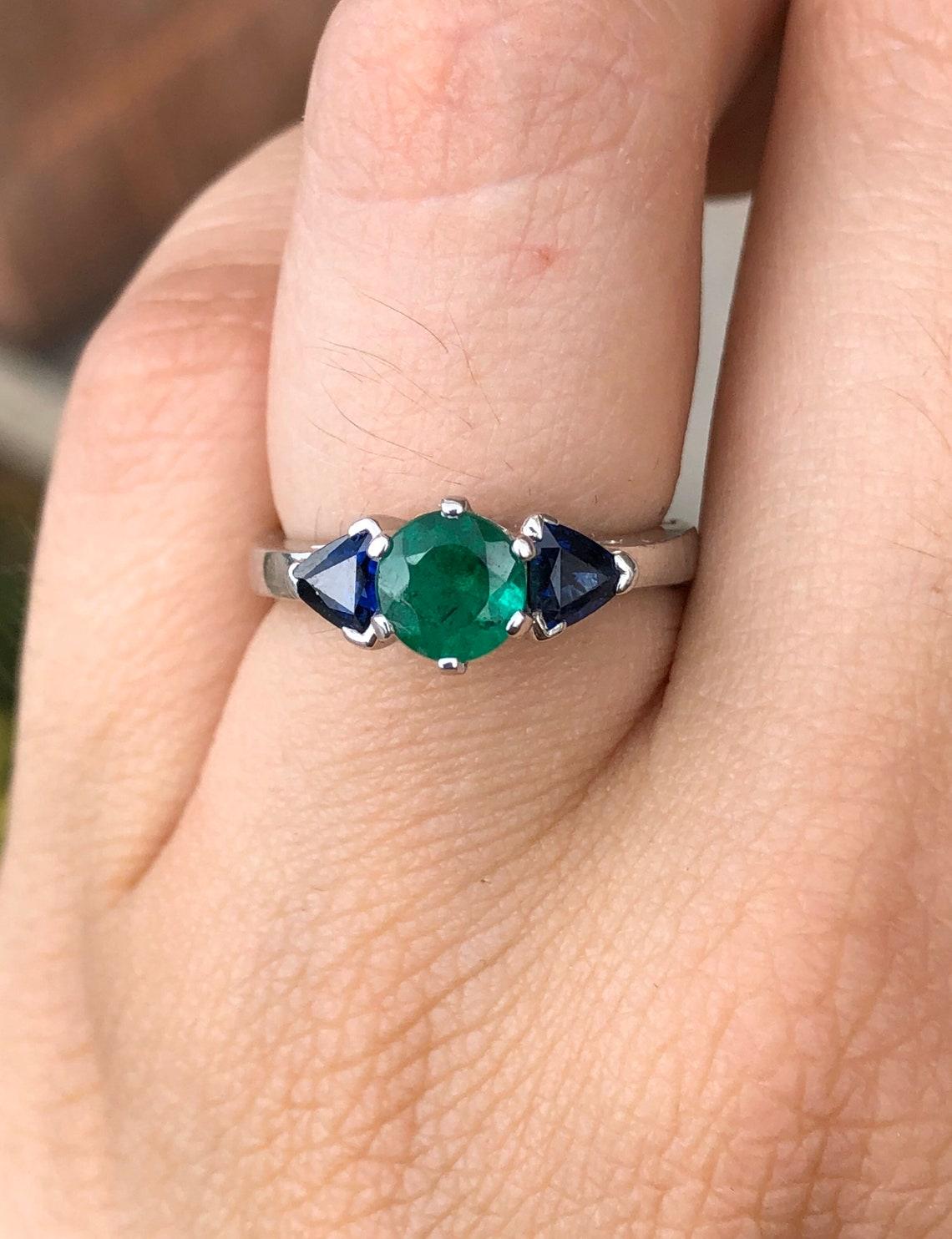 emerald stone and blue sapphire together