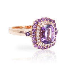 Sunita Nahata Amethyst 1.31ct. Bague fantaisie 14 carats avec diamant blanc.