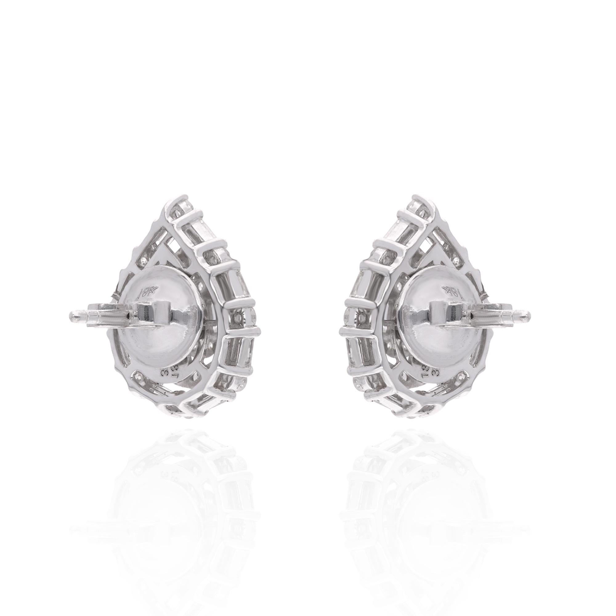 1.31 Carat Diamond Double Halo Pear Shape Stud Earrings 18 Karat White Gold In condizioni Nuovo in vendita a Diera, Dubai