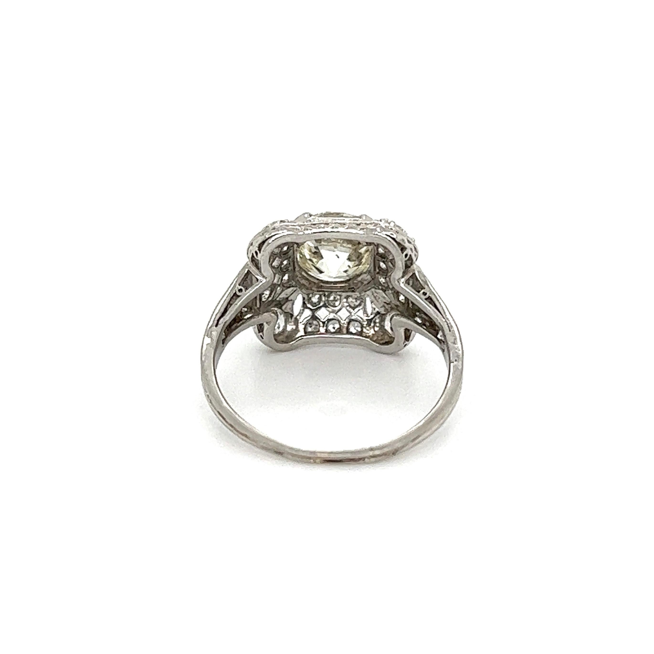 Women's 1.31 Carat Diamond Solitaire Art Deco Platinum Ring Estate Fine Jewelry For Sale