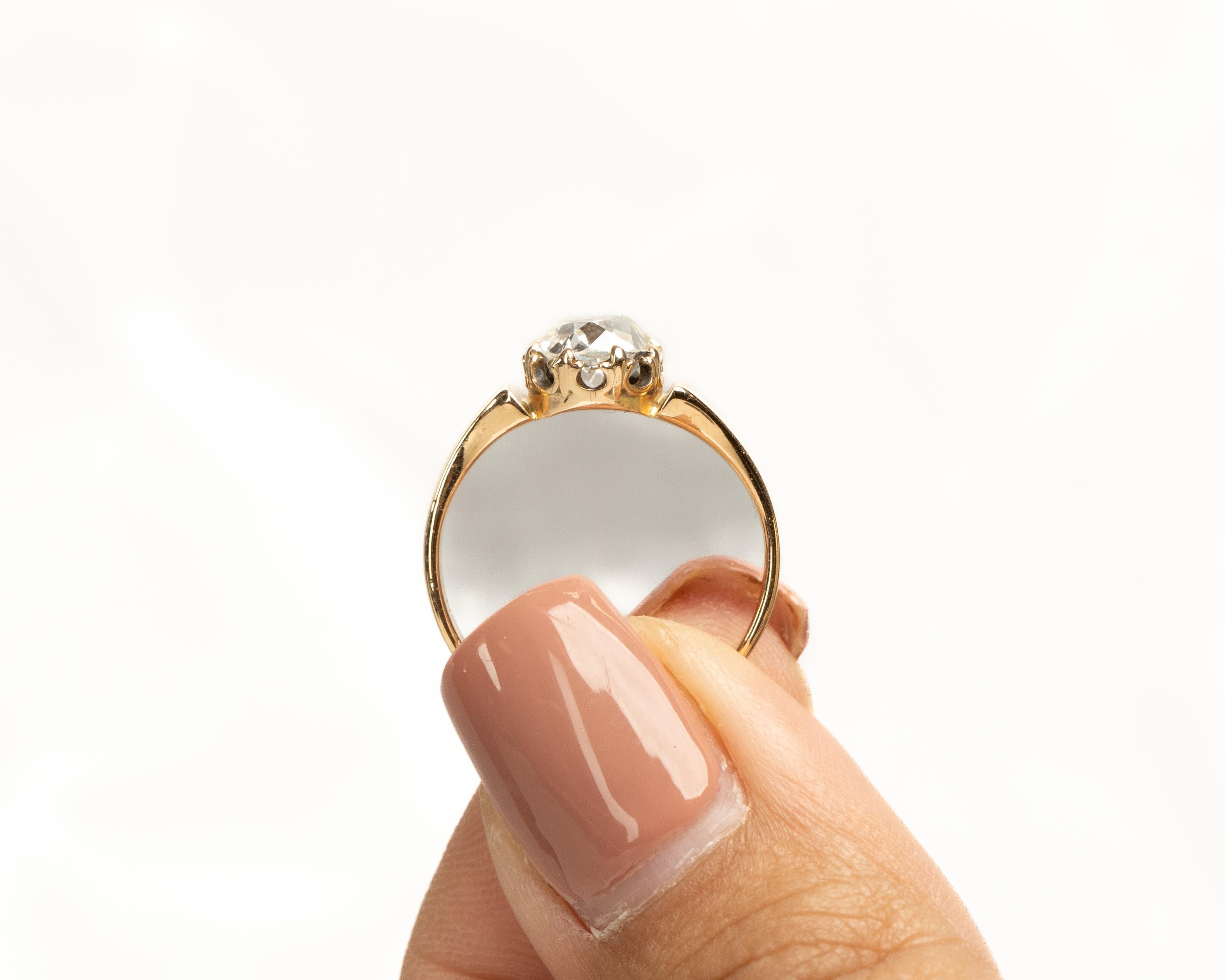 1.31 Carat Edwardian Diamond 18 Karat Yellow Gold Engagement Ring For Sale 1