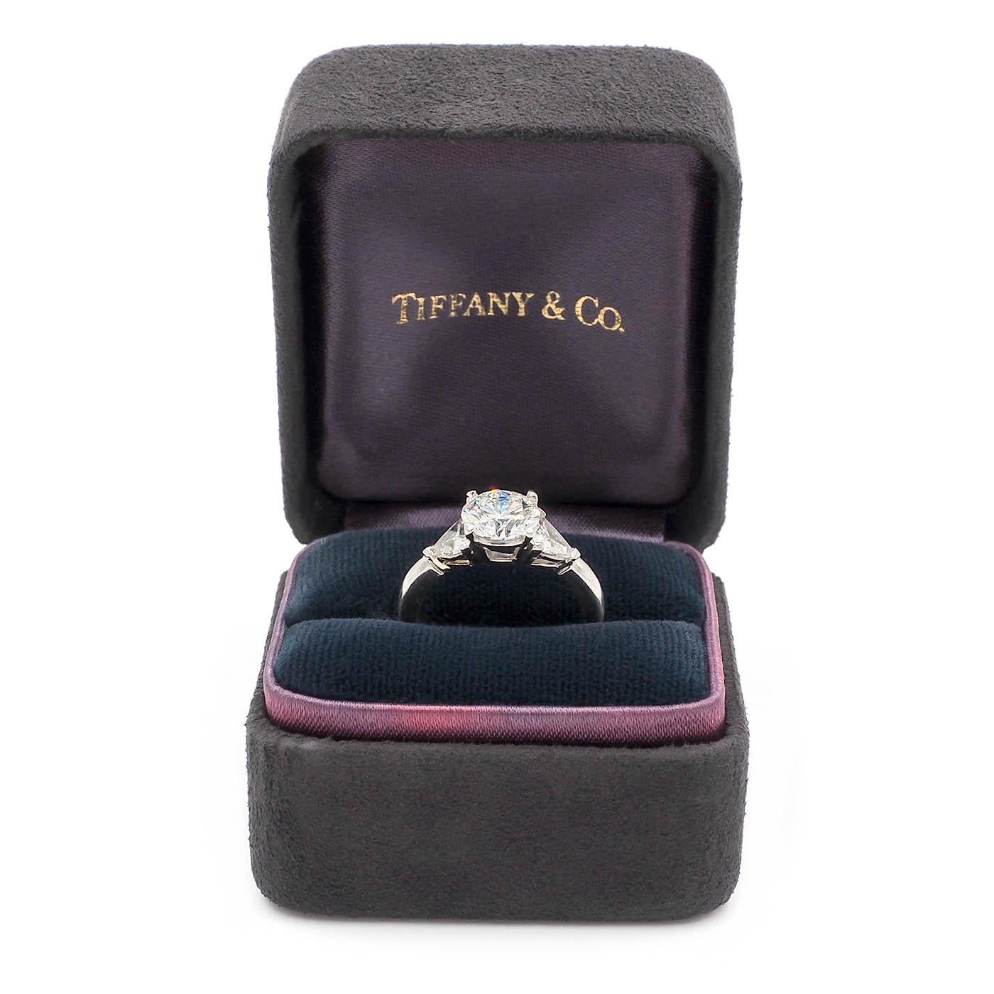 Contemporary 1.31 Carat GIA Round Brilliant Cut Diamond Engagement Ring by Tiffany & Co.