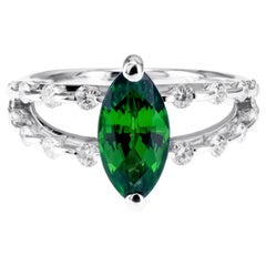1.31 Carat Tsavorite & Diamond 18K Gold Classical Solitaire Ring