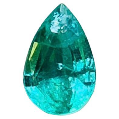 1.31 Carats No Oil Emerald GIA Certificate Bright Green color For Sale