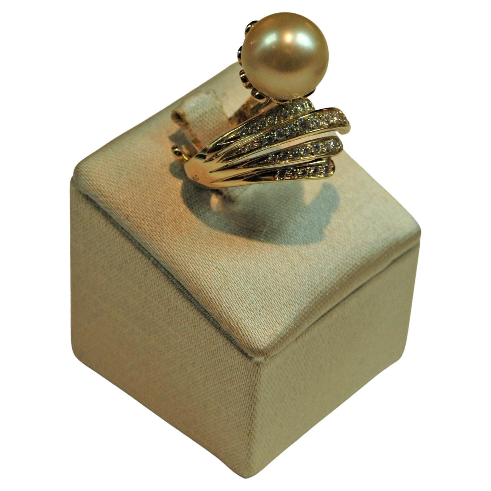 Victorian 1.31 Carats Diamonds Yellow Gold Golden Pearl Cocktail Ring, Italy Handmade For Sale