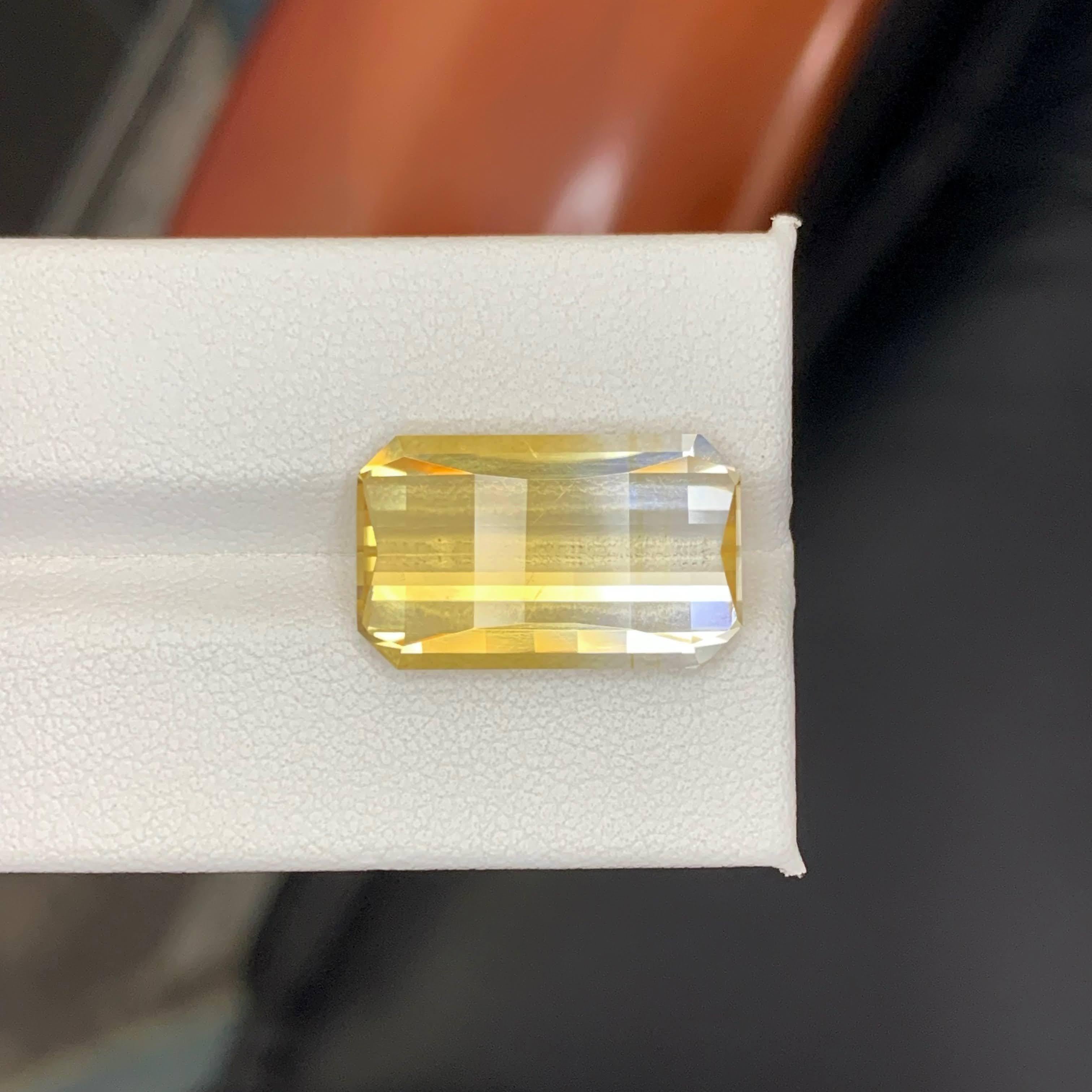Weight 13.10 carat 
Dimensions 19.6x11.9x7.8mm
Treatment None 
Origin Brazil 
Clarity Loup Clean 
Shape Cut Pixel 




This 13.10 carat Natural Bicolor Yellow Citrine is a stunning and unique gemstone, showcasing a beautiful blend of golden-yellow