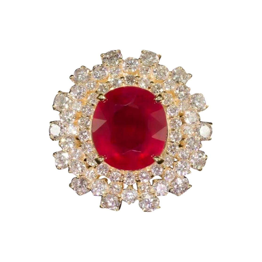 14 Karat massiver Gelbgoldring mit 13,10 Karat rotem Rubin und natürlichem Diamant