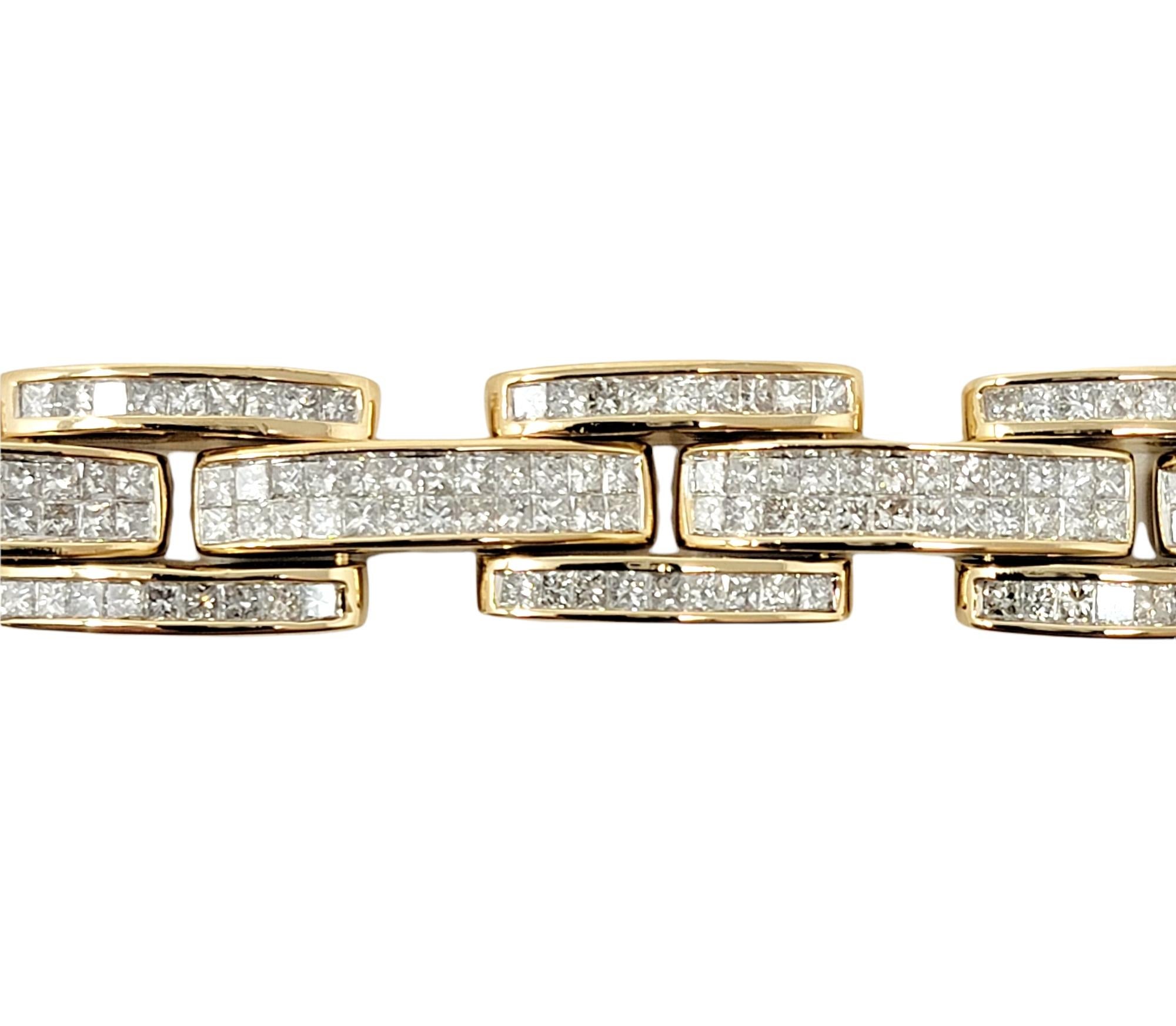 Contemporary 13.10 Carats Total Princess Diamond Panther Link Mens Bracelet in 18 Karat Gold For Sale