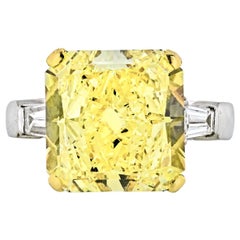 Vintage GRAFF 13.11 Carat Fancy Yellow Radiant Cut Diamond Three-Stone Engagement Ring