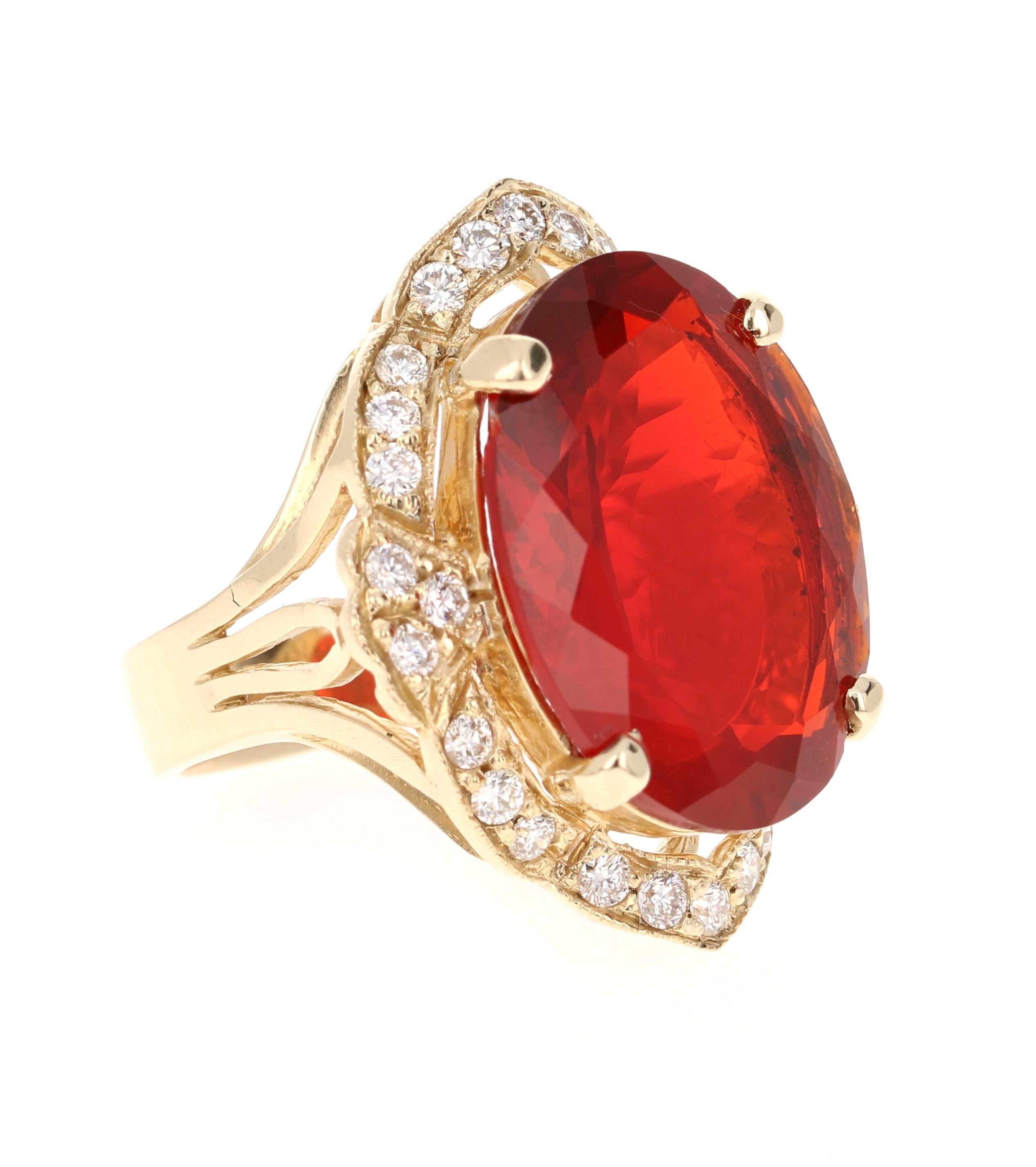 Late Victorian 13.11 Carat Fire Opal Diamond 14 Karat Yellow Gold Cocktail Ring