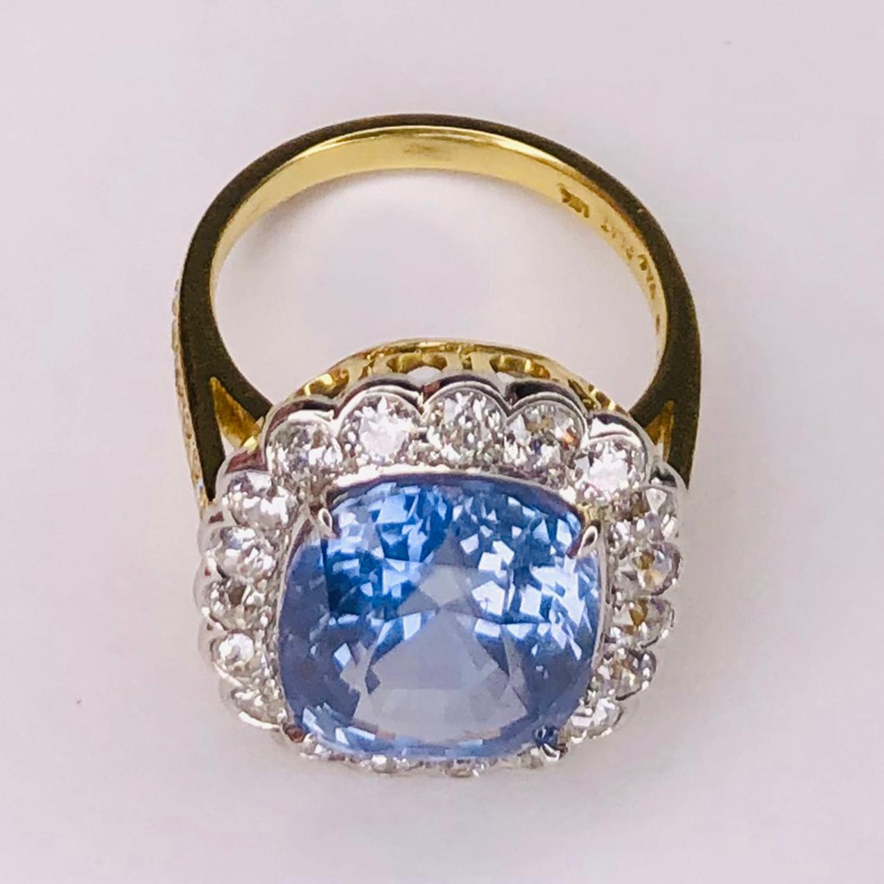 Modernist 13.18 Carat NO HEAT Sapphire and Diamond Platinum Gold Ring Estate Fine Jewelry