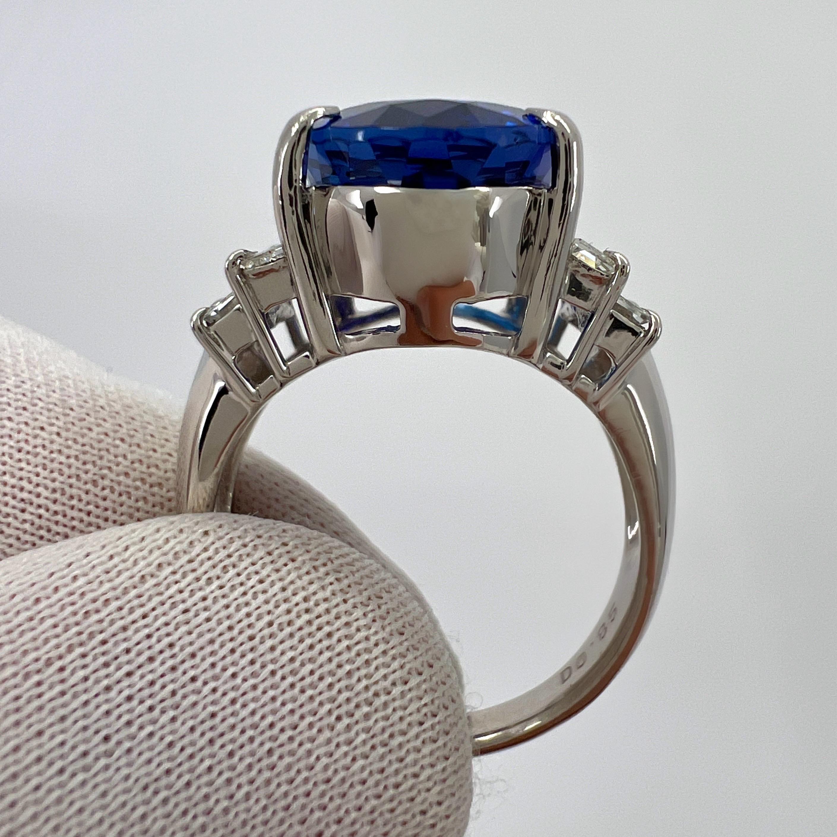 13.18ct Nature Vivid Diamonds AAA+ Tanzanite Oval Cut Diamond Cocktail Ring en vente 4