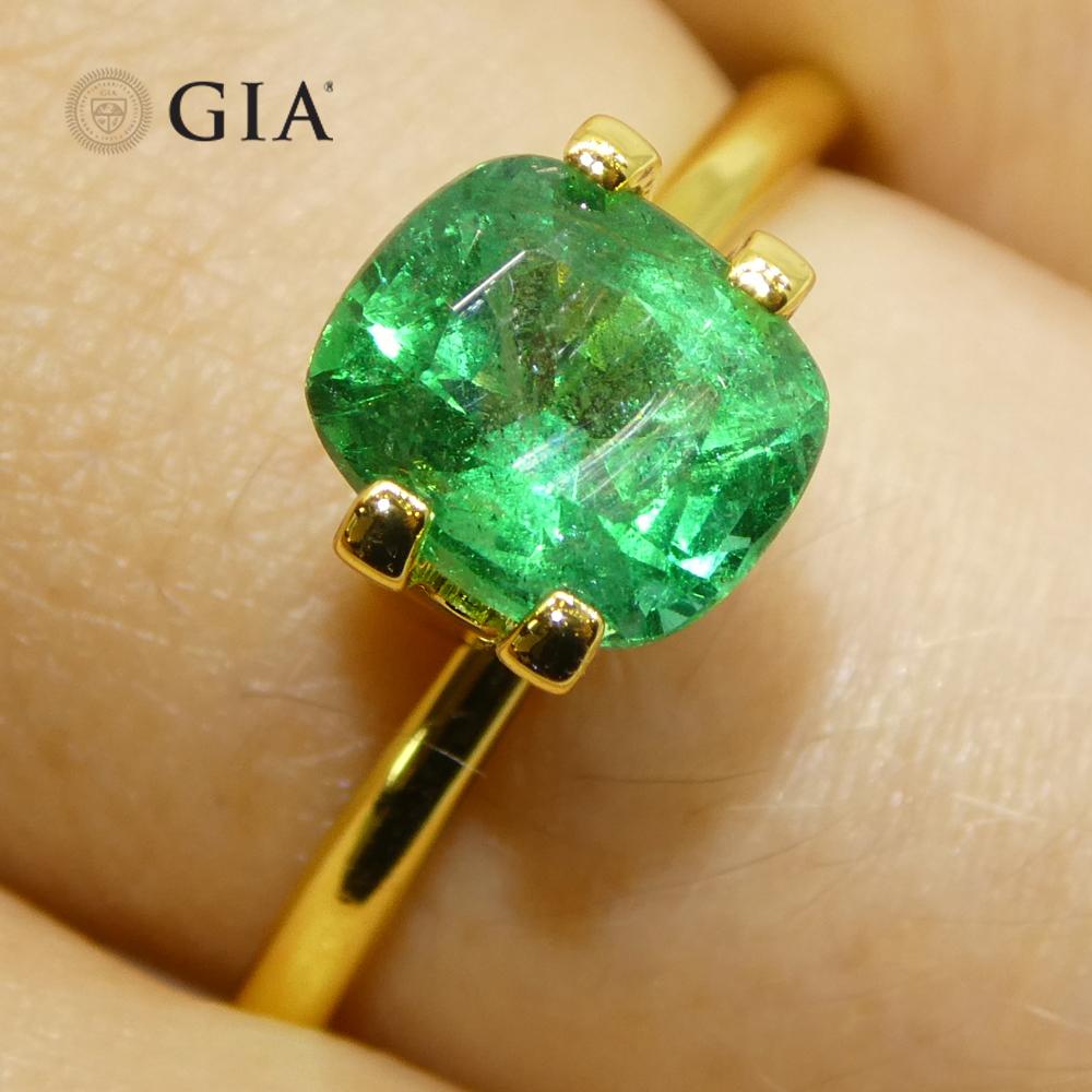 1,31ct Cushion Green Emerald GIA Certified Zambia (F2) in vendita 9