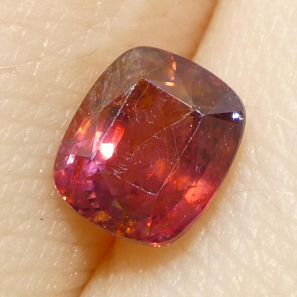 Zafiro rojo naranja de 1,31 ct de Tanzania en venta 1