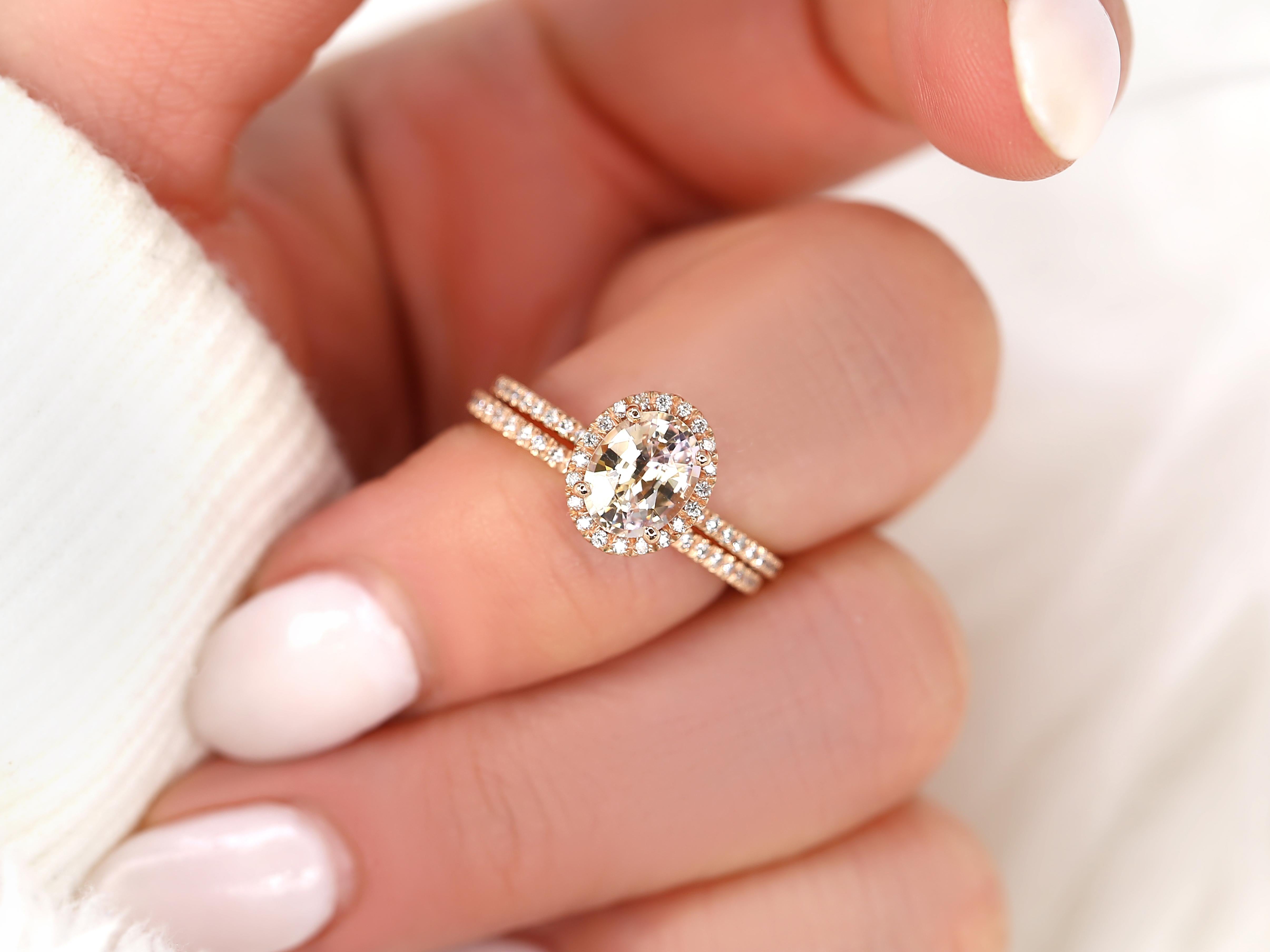 1.31ct Federella 14kt Peach Champagne Sapphire Diamonds Oval Halo Bridal Set For Sale 4