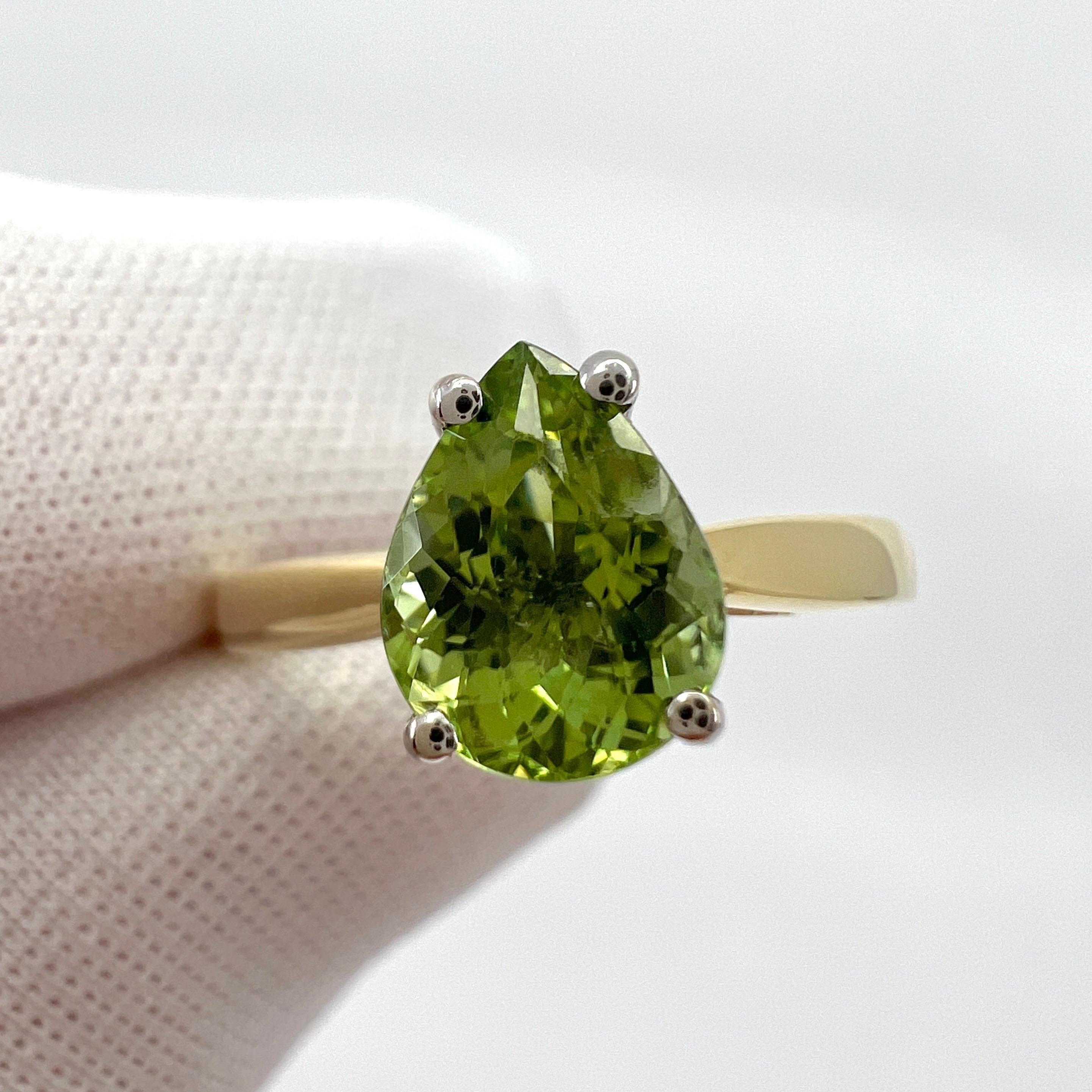 1.31ct Light Green Tourmaline Pear Cut 18k Yellow And White Gold Solitaire Ring For Sale 1