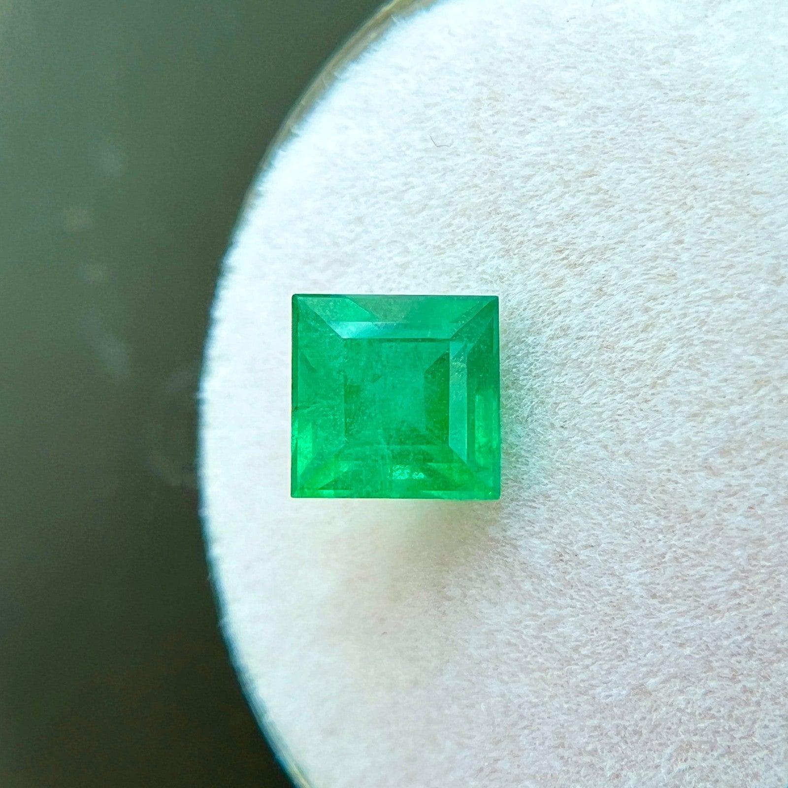 1,31 ct Esmeralda natural rara verde vivo talla princesa cuadrada 6x6mm gema suelta en Nuevo estado para la venta en Birmingham, GB