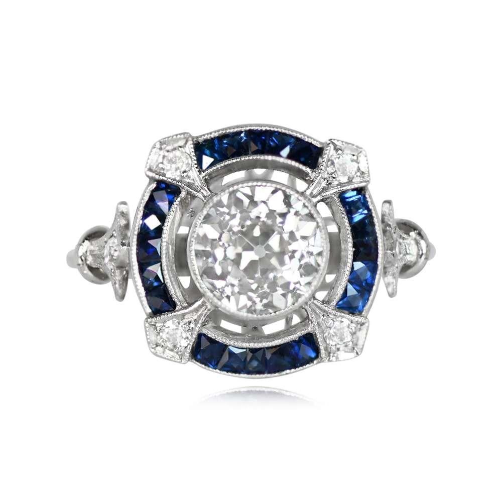 Taille vieille Europe Bague de fiançailles taille européenne ancienne 1,31 carat, halo de diamants et saphirs en vente