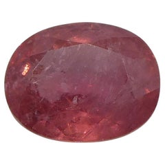 Zafiro Padparadscha ovalado rosa anaranjado de 1.31 ct procedente de Tanzania