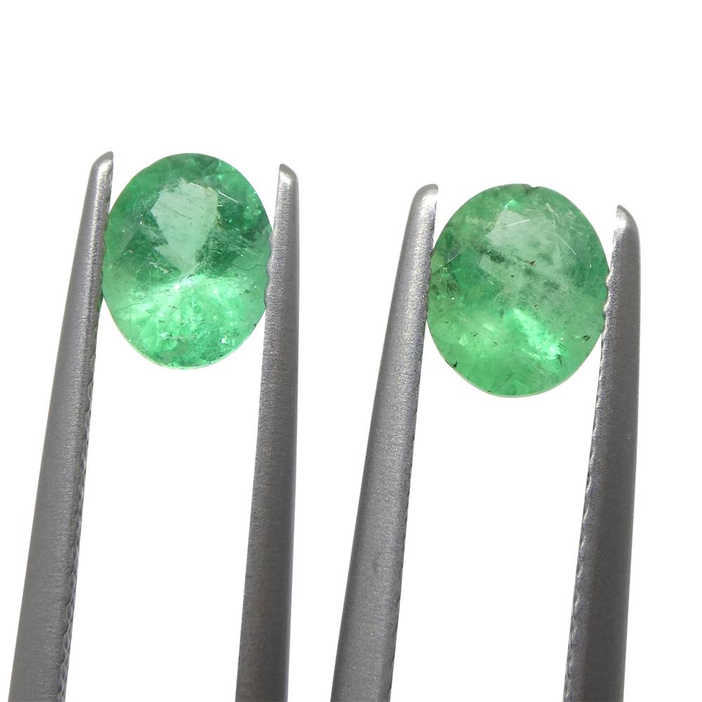 Brilliant Cut 1.31ct Pair Oval Green Emerald from Colombia For Sale
