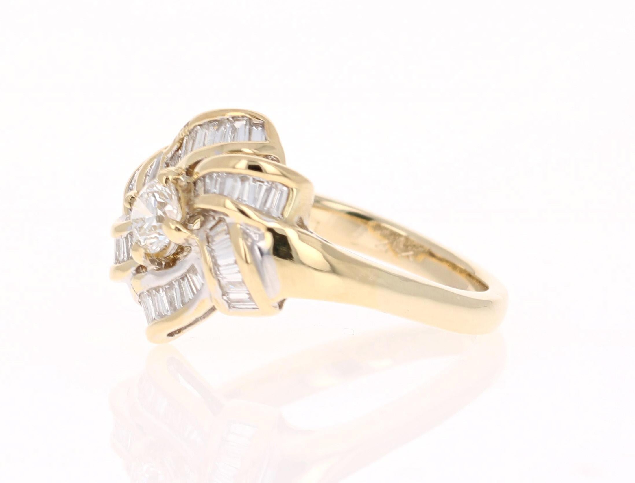 Contemporary 1.32 Carat Diamond Cluster 14 Karat Yellow Gold Ring For Sale