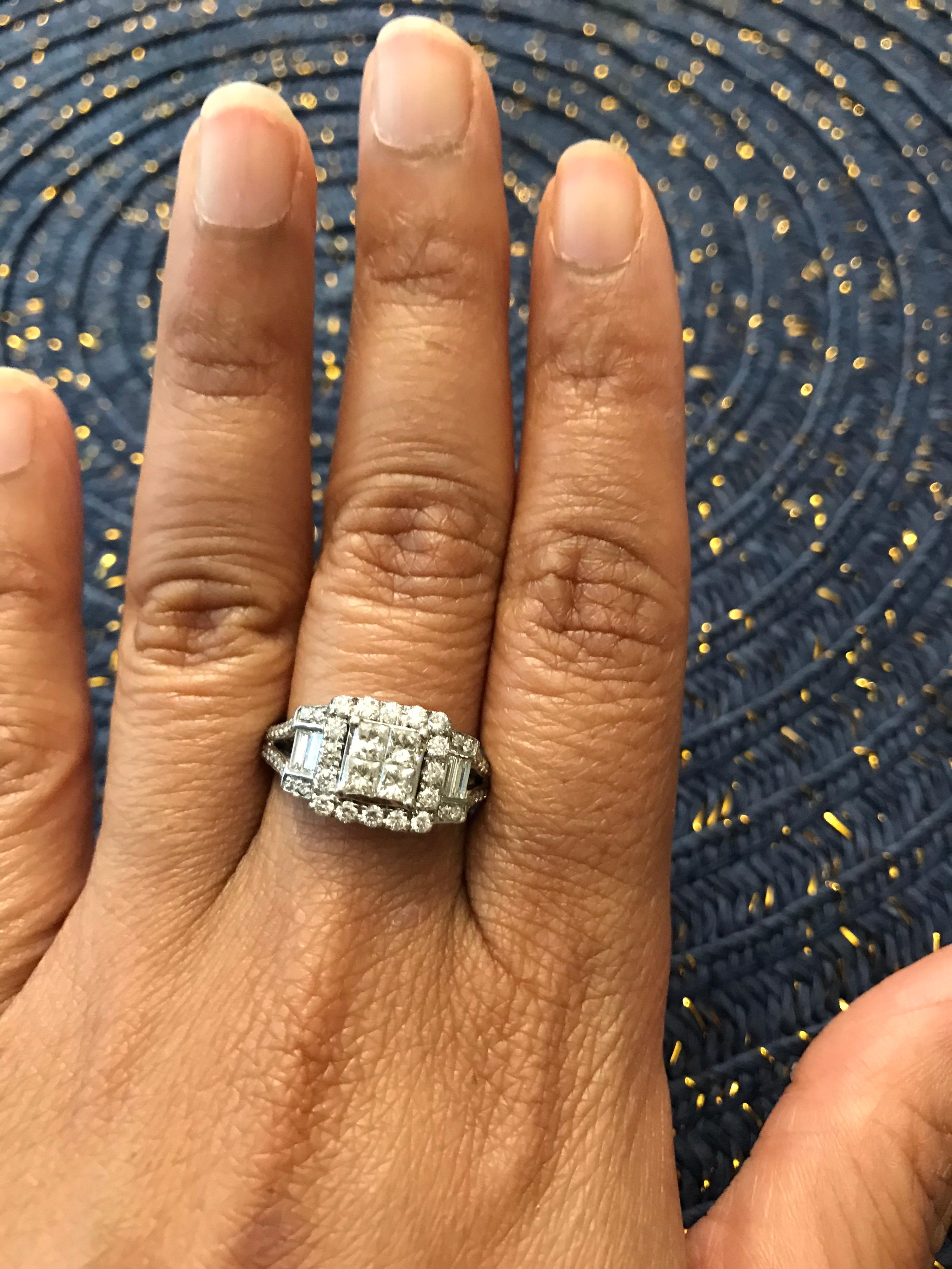 1.32 Carat Diamond Cluster Ring 14 Karat White Gold For Sale 1