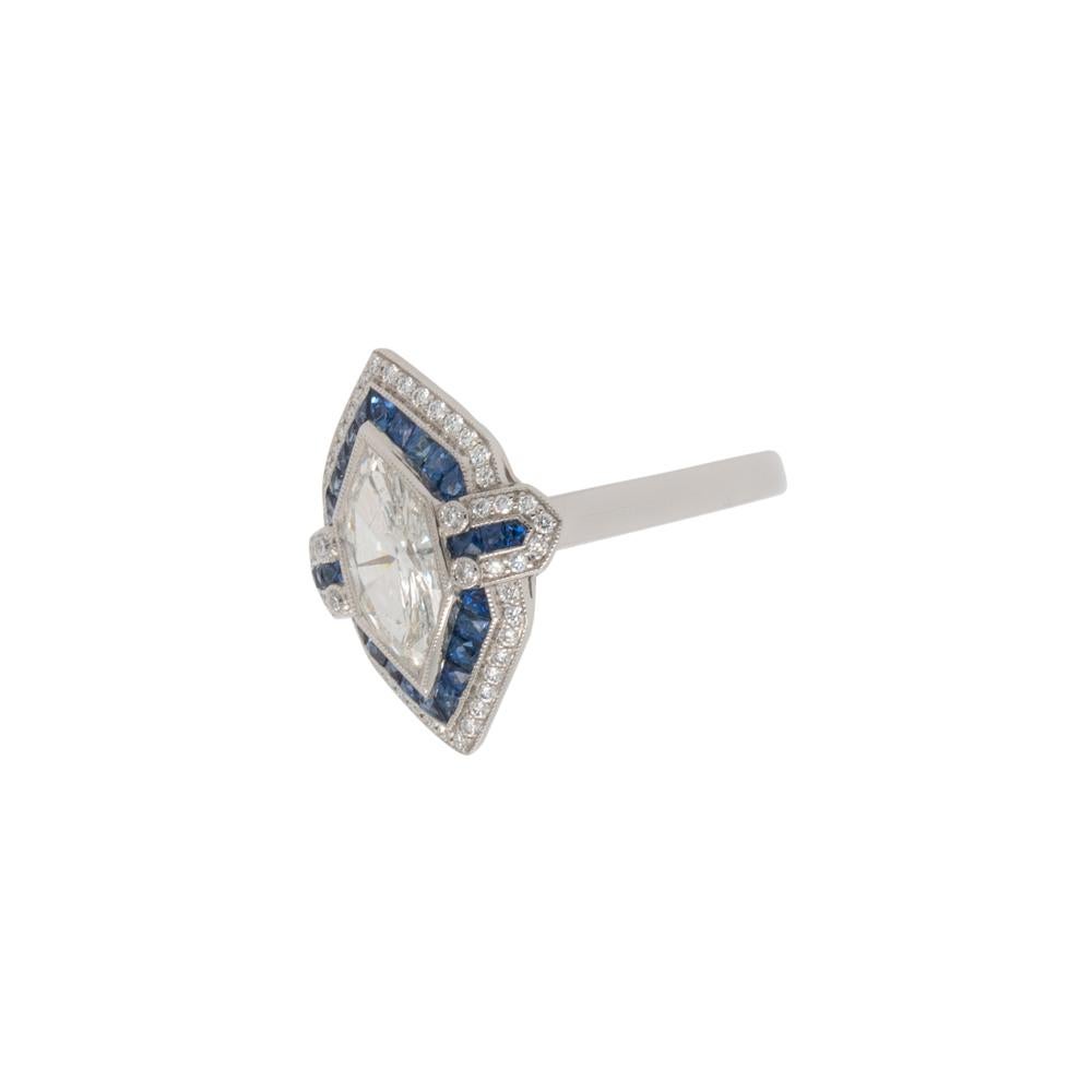 Bague à bouclier en diamant naturel et saphir de 1,32 carat et taille marquise en vente 1