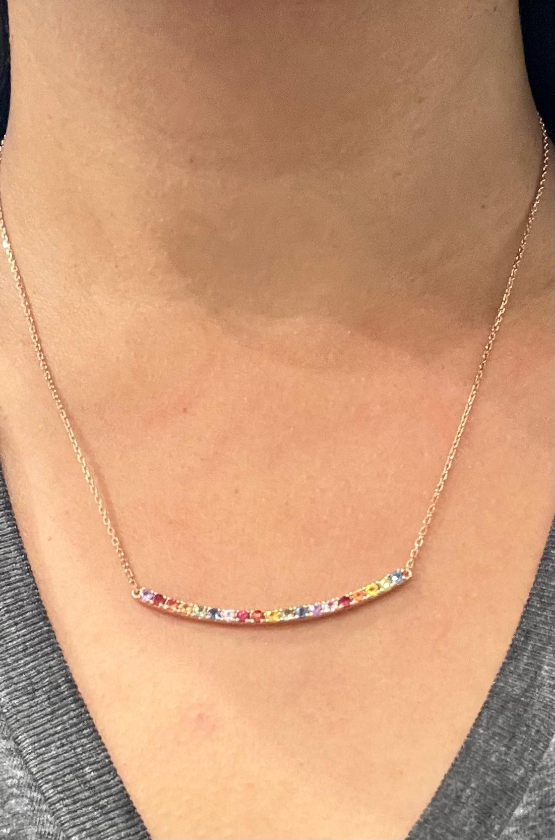 Collana a catena in oro giallo con zaffiro arcobaleno multicolore da 1,32 carati in vendita 2