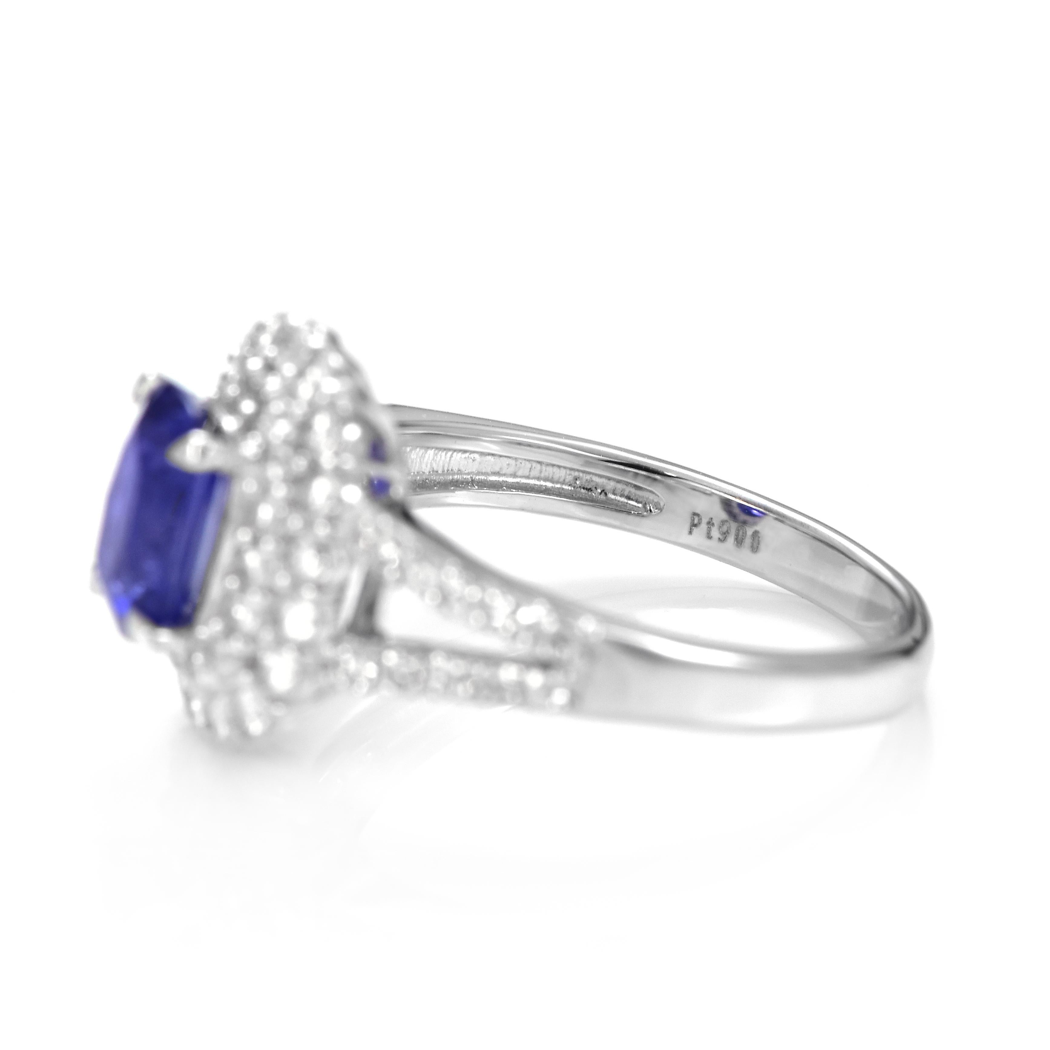 1.32 Carat Natural Velvet Blue Sapphire & Diamond Halo Set Ring Made in Platinum For Sale 1