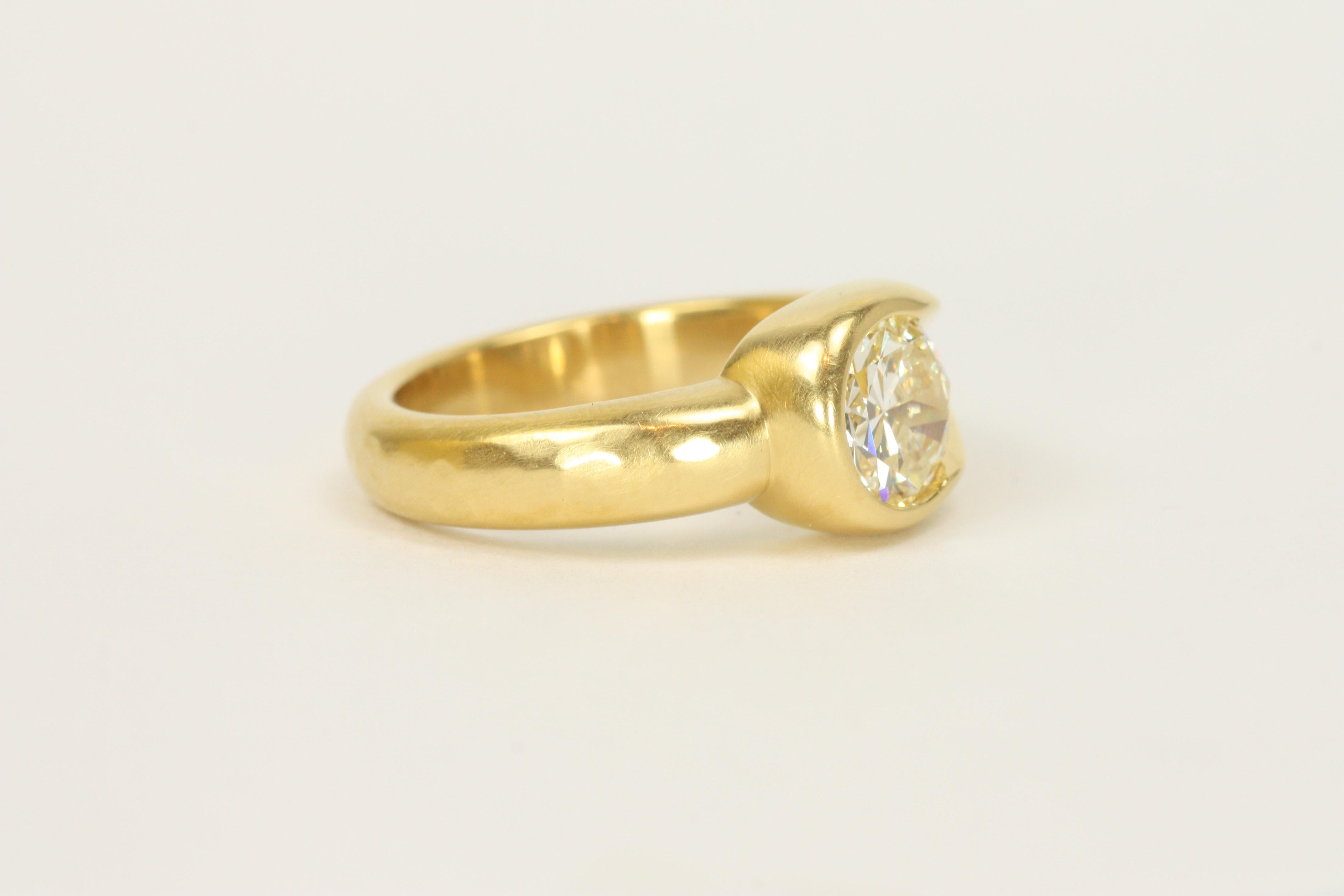 1.32 Carat Old European Cut Asymmetrical Bezeled 22K Solitaire Engagement Ring 4
