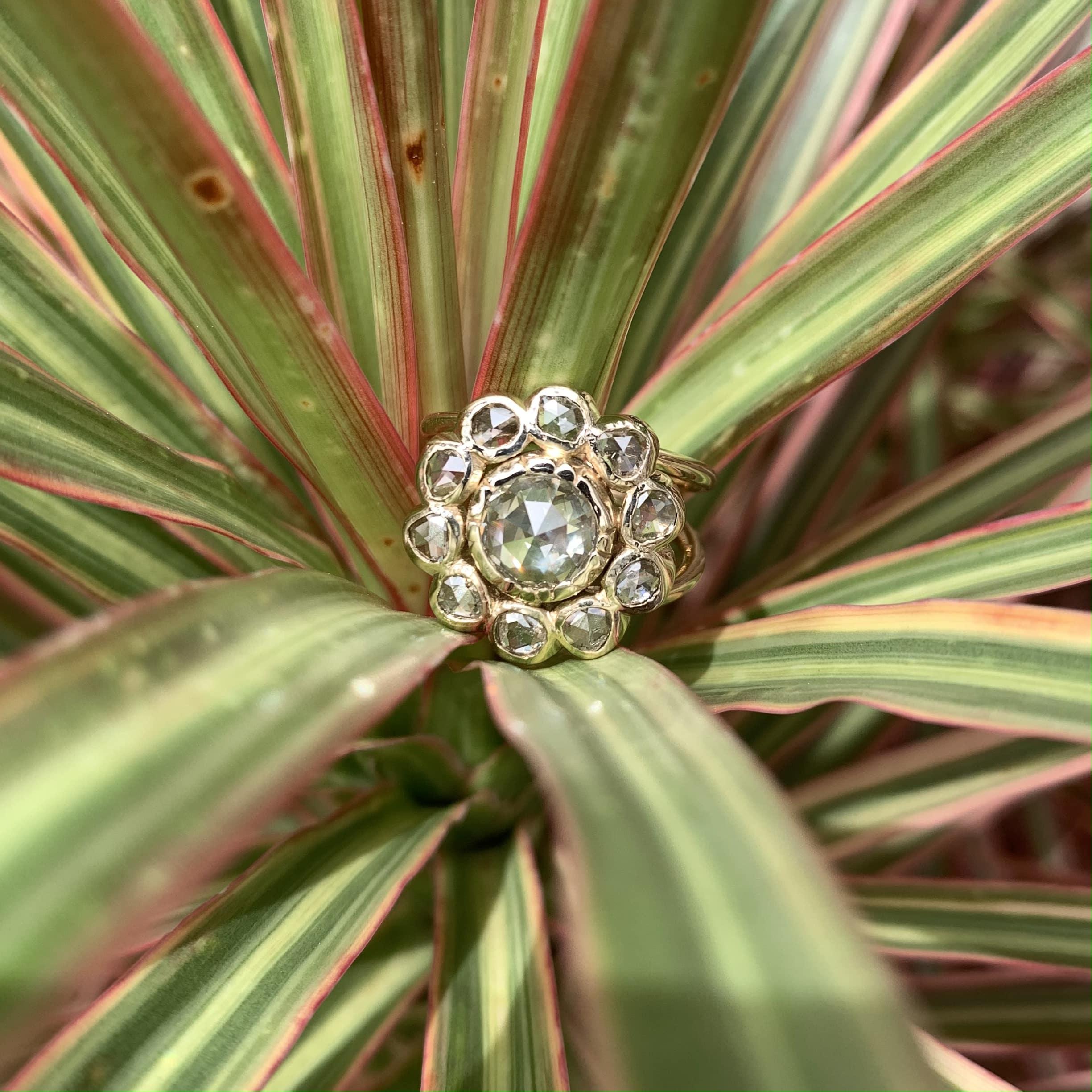 1,32 + 1,04 Karat natürlicher Diamant im Rosenschliff Art Deco Statement-Ring aus 18 Karat Gold im Angebot 7