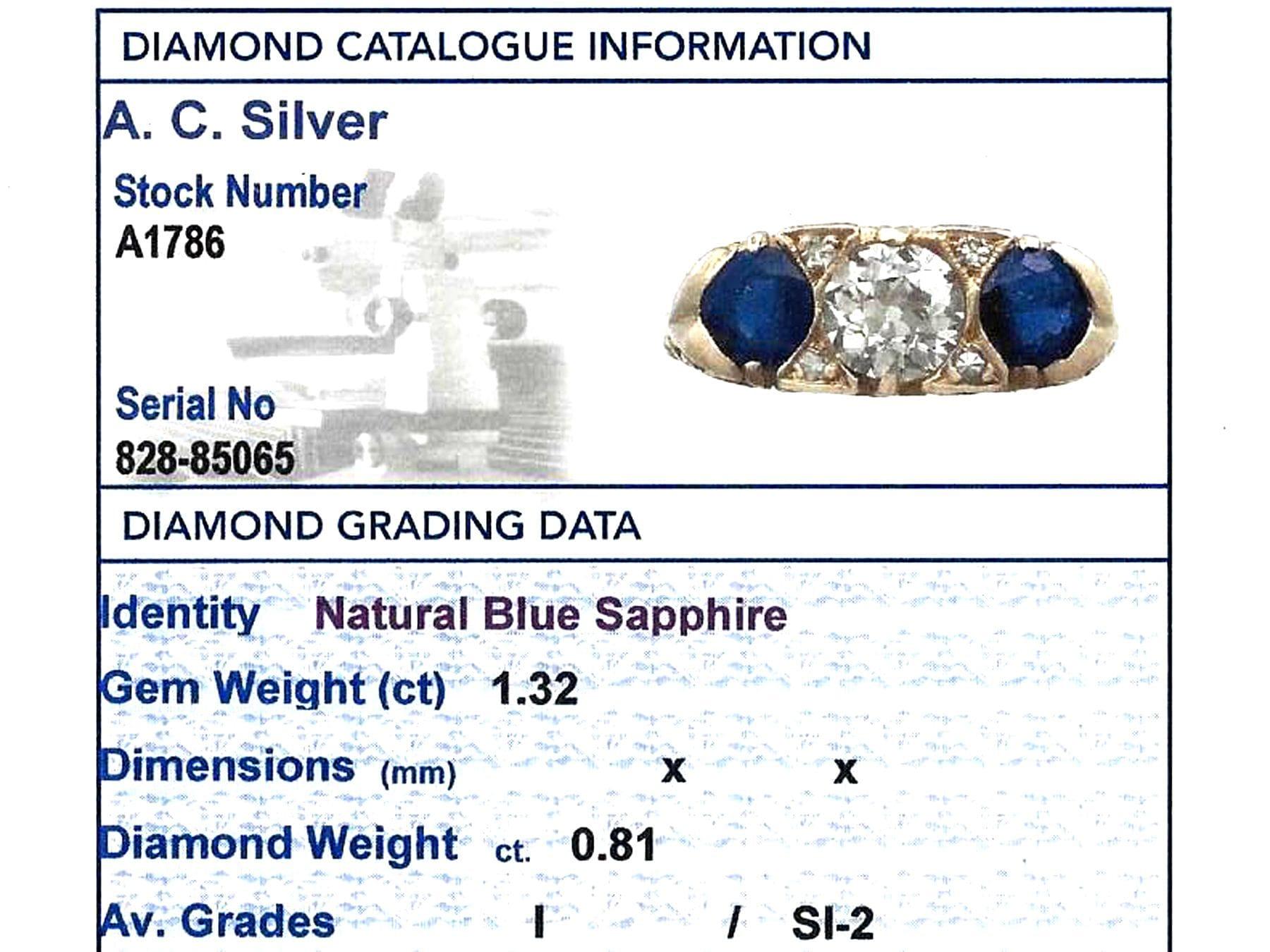 1.32 Carat Sapphire and Diamond Yellow Gold Cocktail Ring For Sale 4