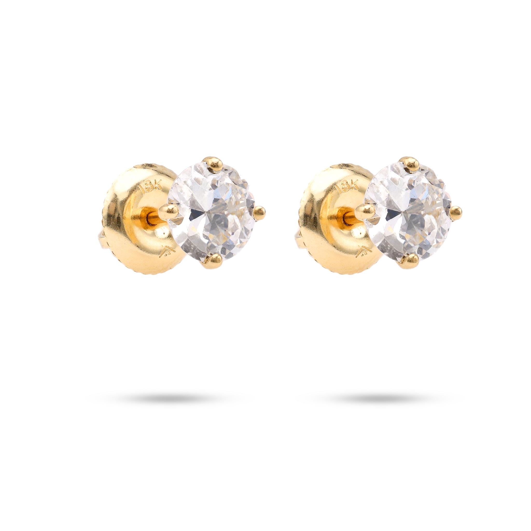 1.32 Carat Total Weight Diamond 18k Yellow Gold Stud Earrings In Excellent Condition For Sale In Beverly Hills, CA
