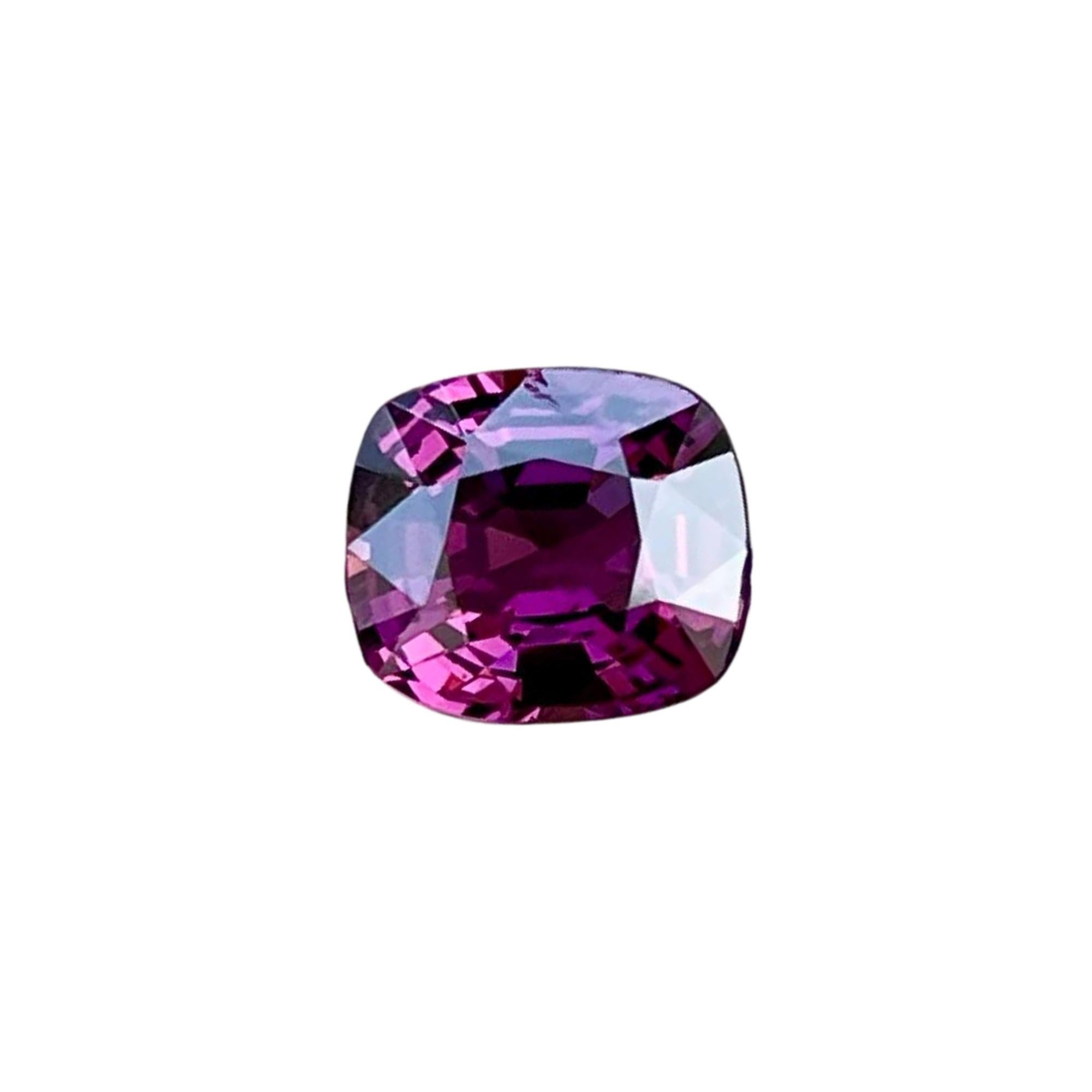 1.32 carats Hot Purplish Burmese Spinel Cushion Cut Natural Gemstone For Sale 4