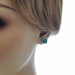 1.32 CT Natural Emerald 0.35 CT Diamonds 18K Gold Stud Four Leaf Clover Earrings