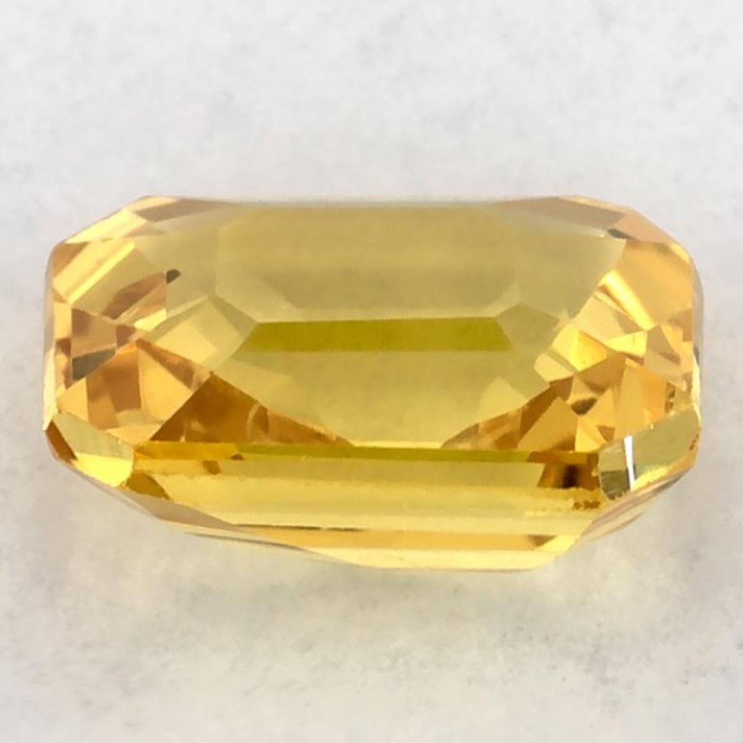 1.32 Ct Yellow Sapphire Octagon Loose Gemstone (pierre précieuse en vrac) en vente 3
