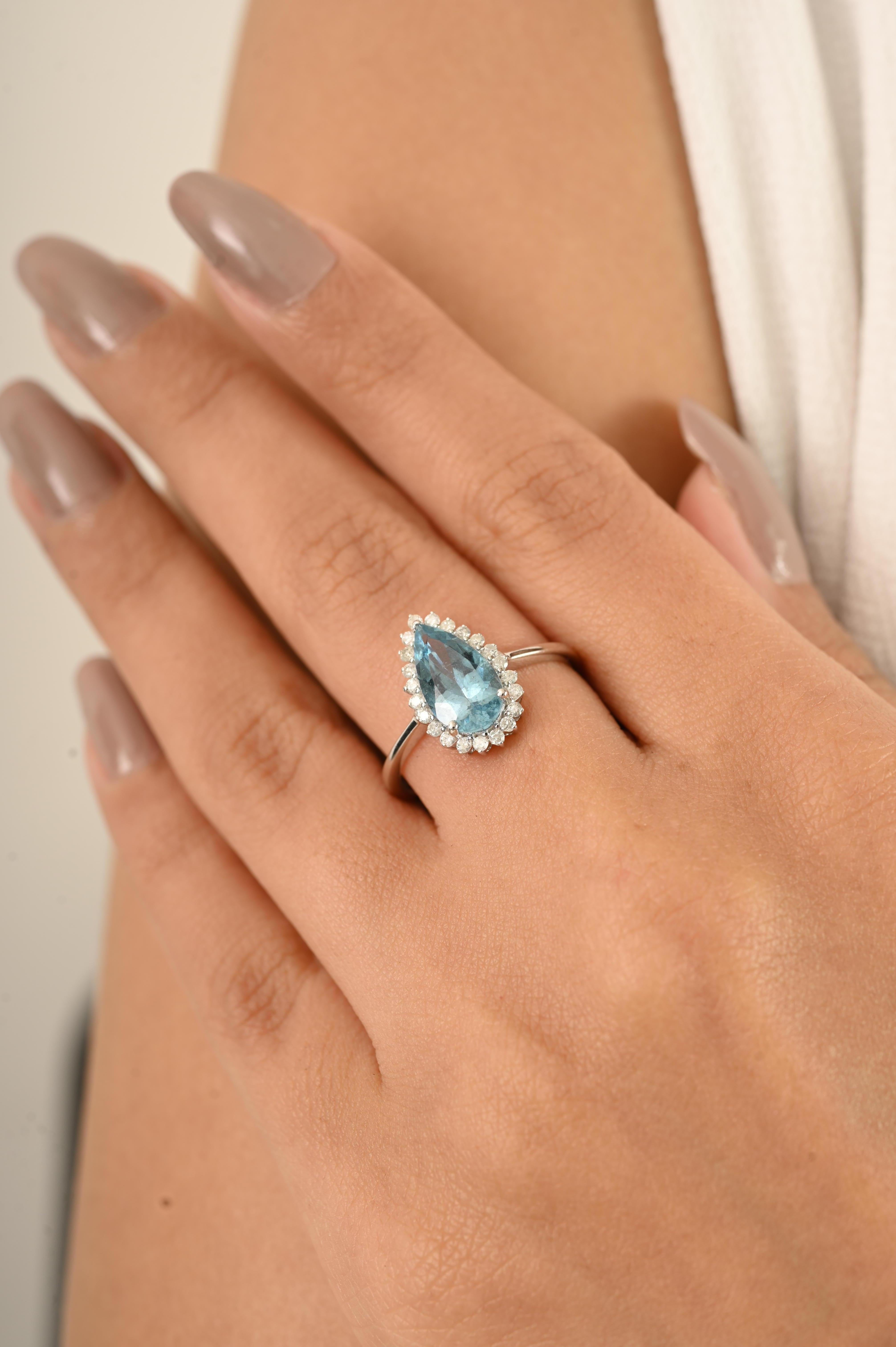 En vente :  1.32 CTW Aigue-marine en forme de poire et bague de fiançailles en or blanc 14k avec halo de diamants 2