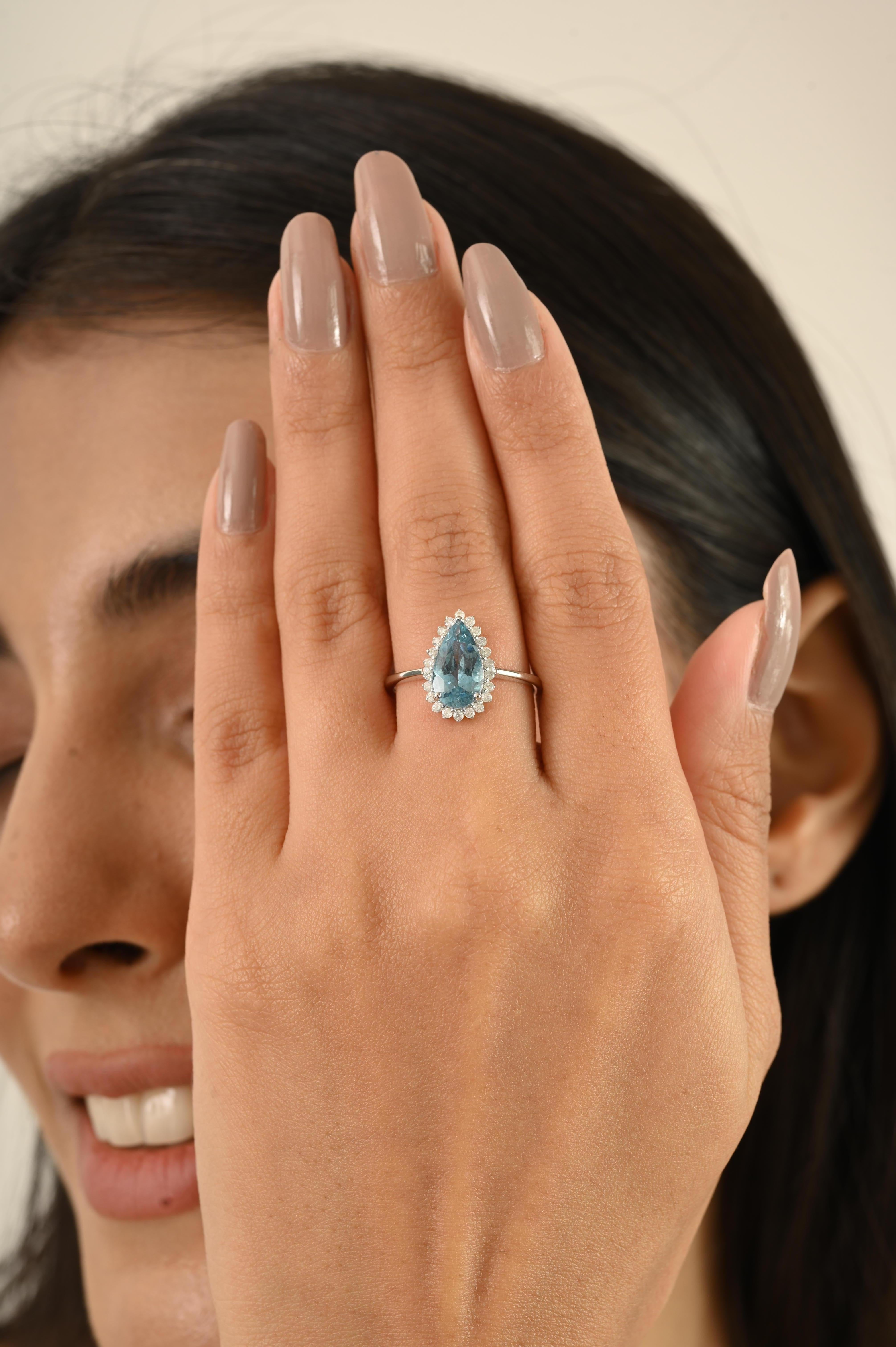 En vente :  1.32 CTW Aigue-marine en forme de poire et bague de fiançailles en or blanc 14k avec halo de diamants 6